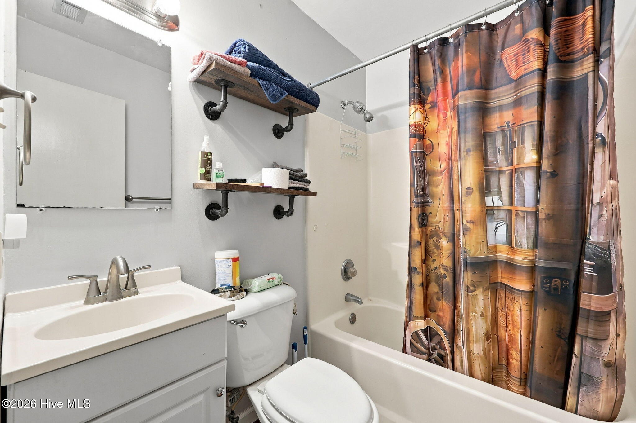 212 Kenneth Boulevard Property Photo 28