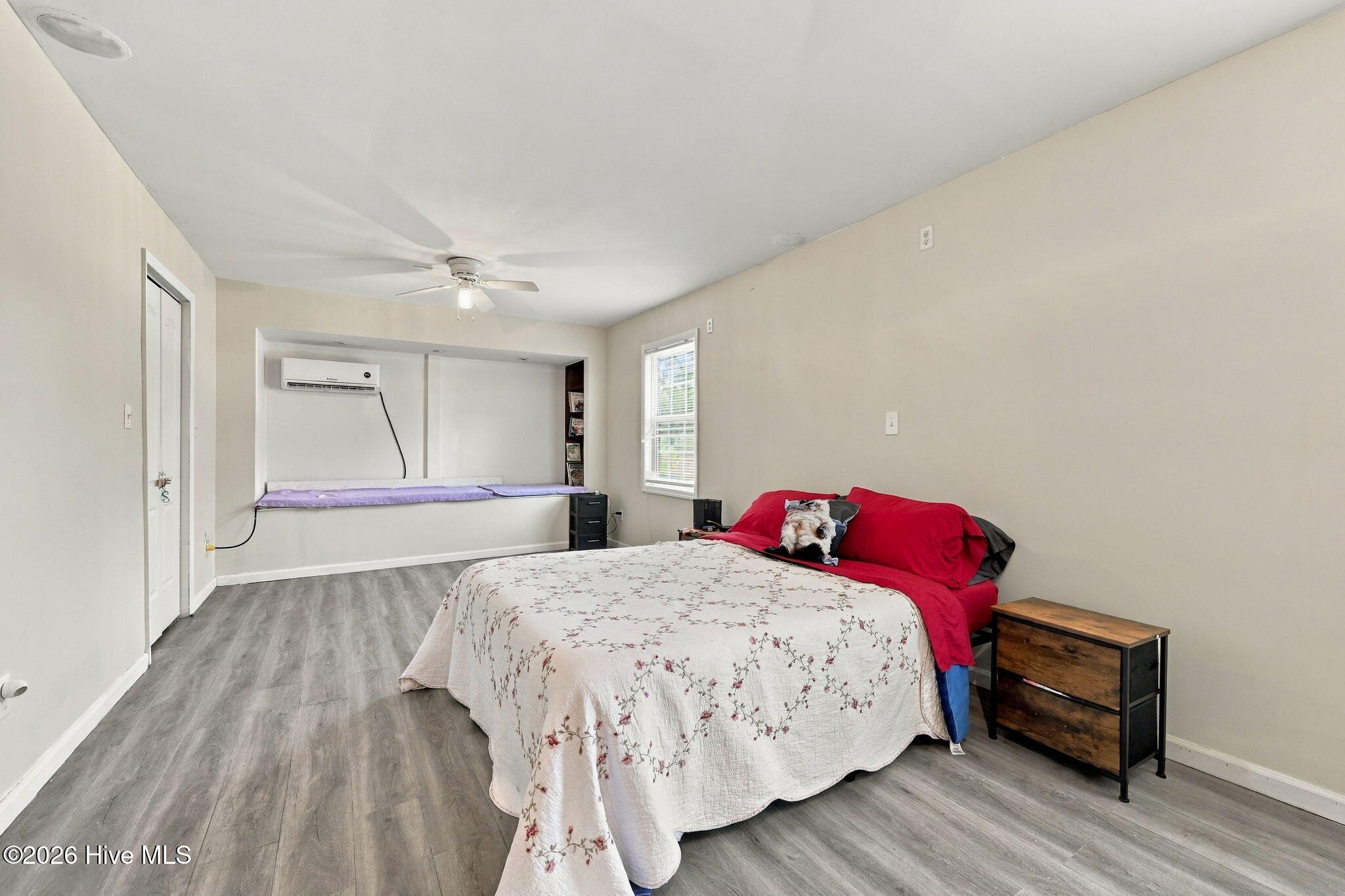 212 Kenneth Boulevard Property Photo 29