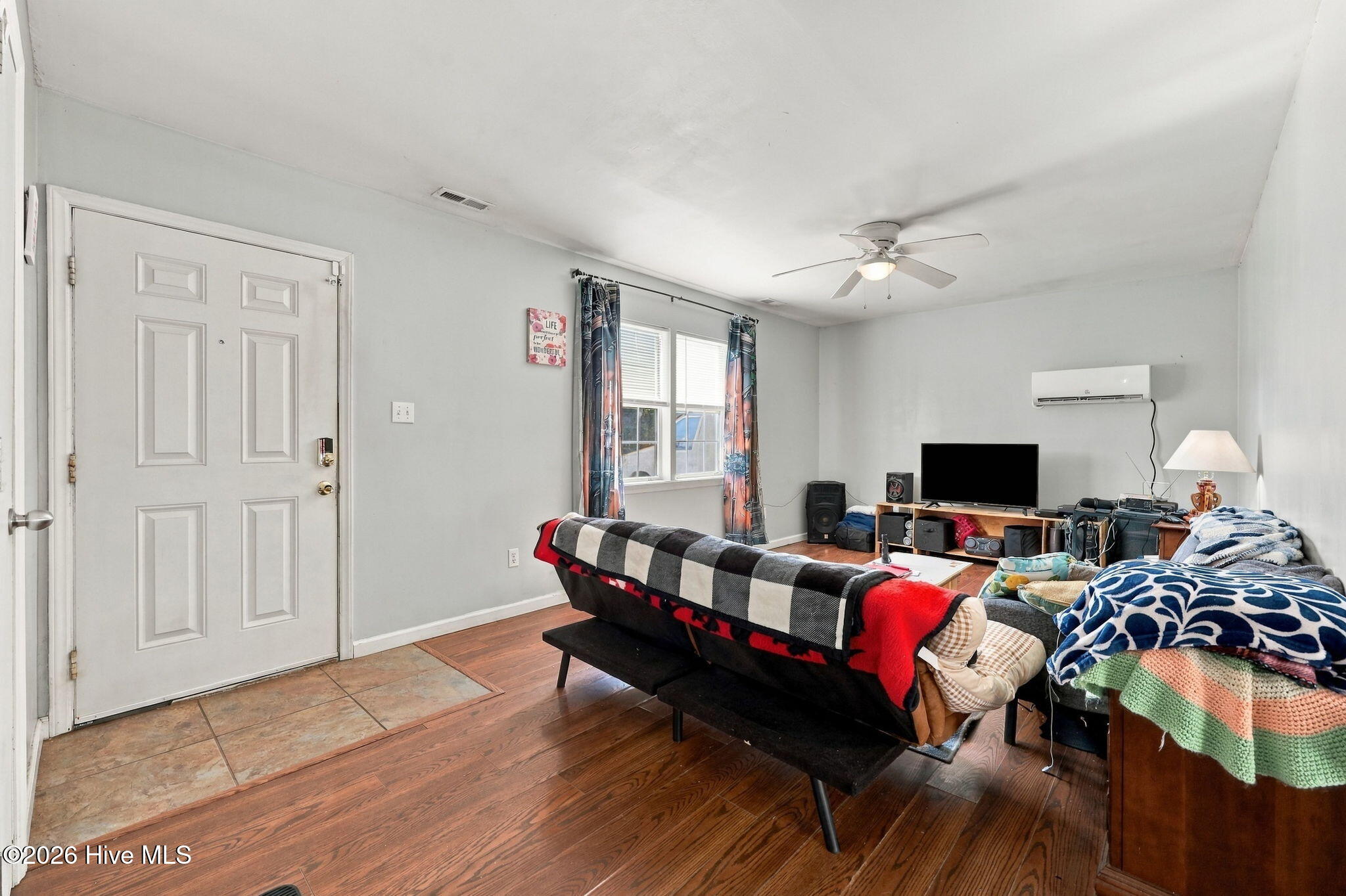 212 Kenneth Boulevard Property Photo 42