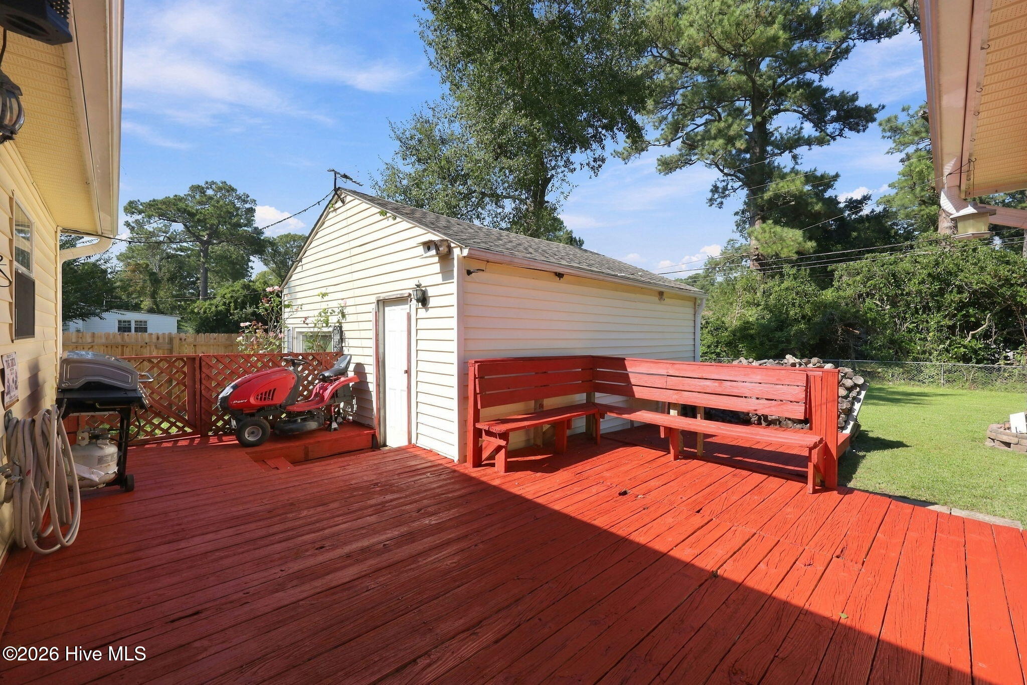 212 Kenneth Boulevard Property Photo 53