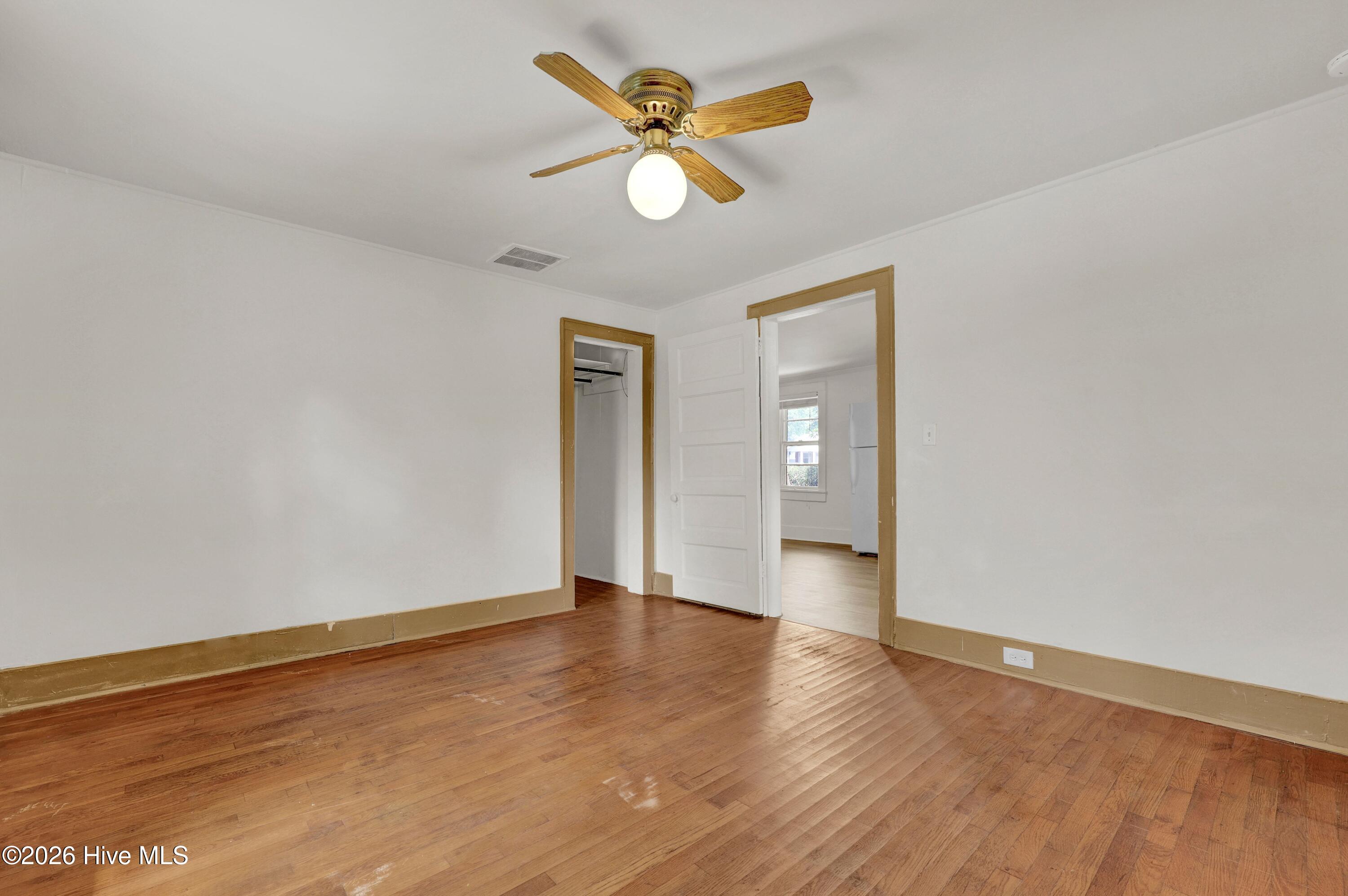 1314 Queen Street Property Photo 14