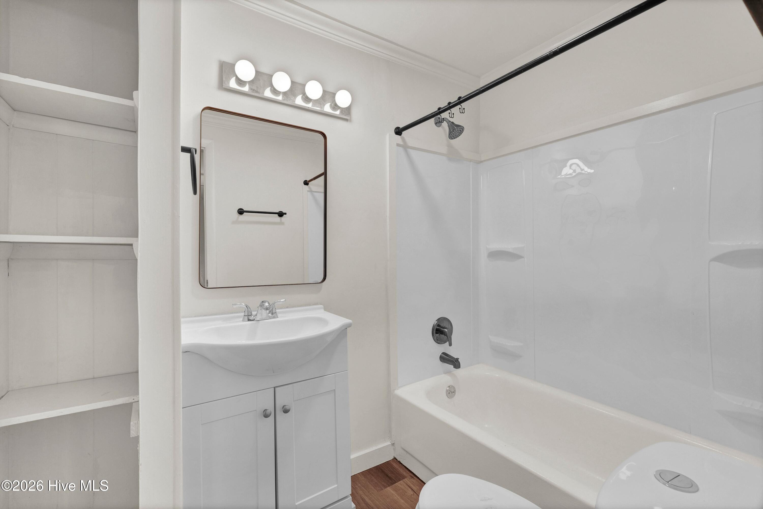 1314 Queen Street Property Photo 15