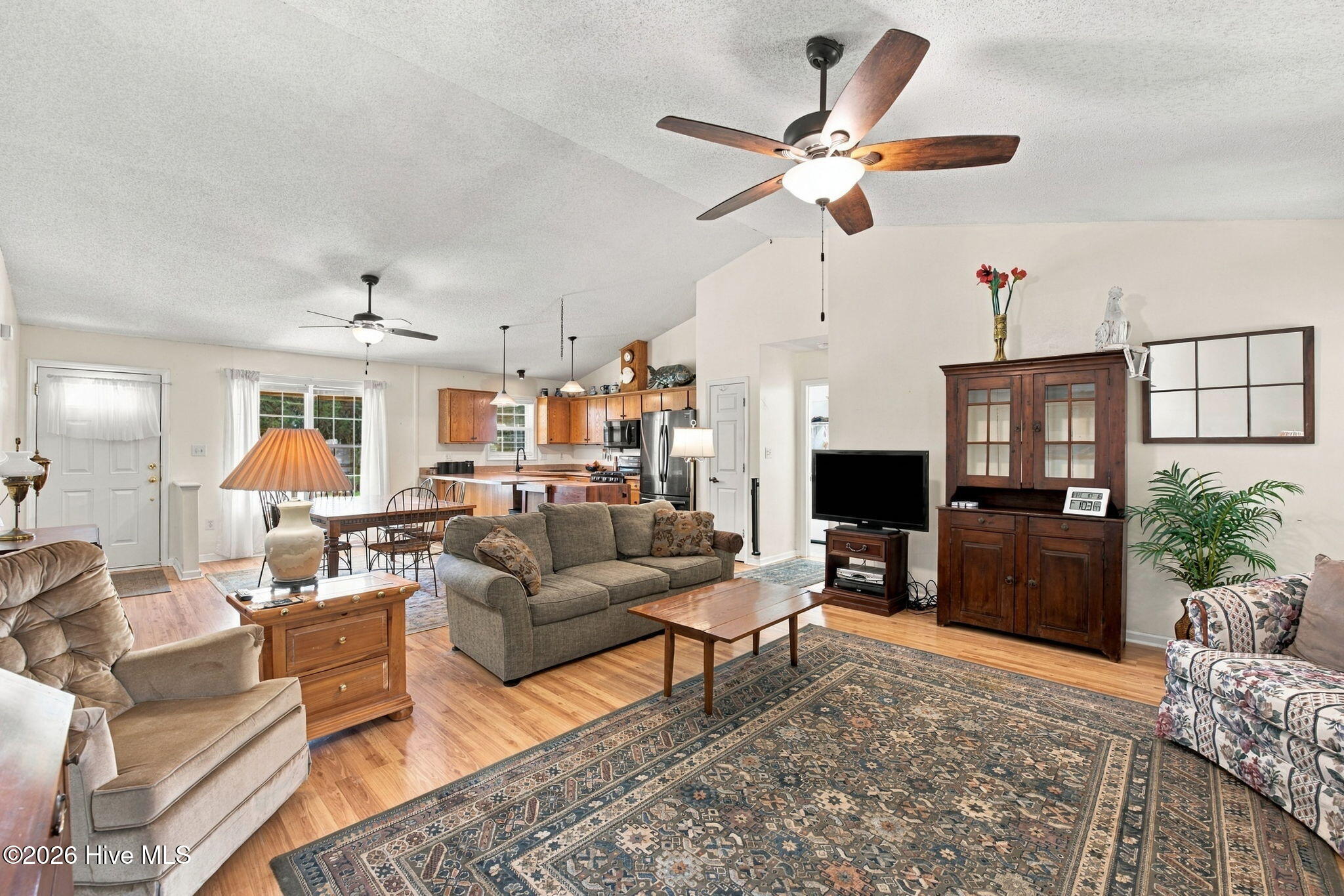 3910 Yarmouth Road Property Photo 11