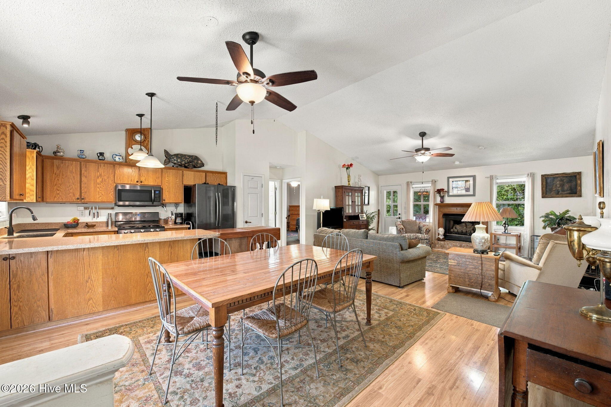 3910 Yarmouth Road Property Photo 13