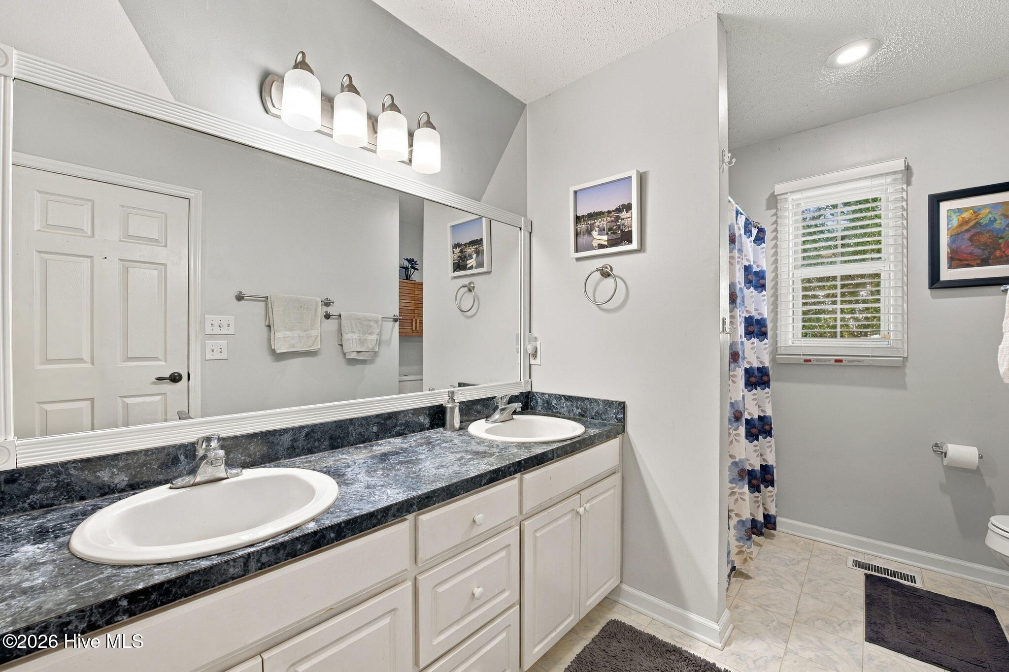 3910 Yarmouth Road Property Photo 26