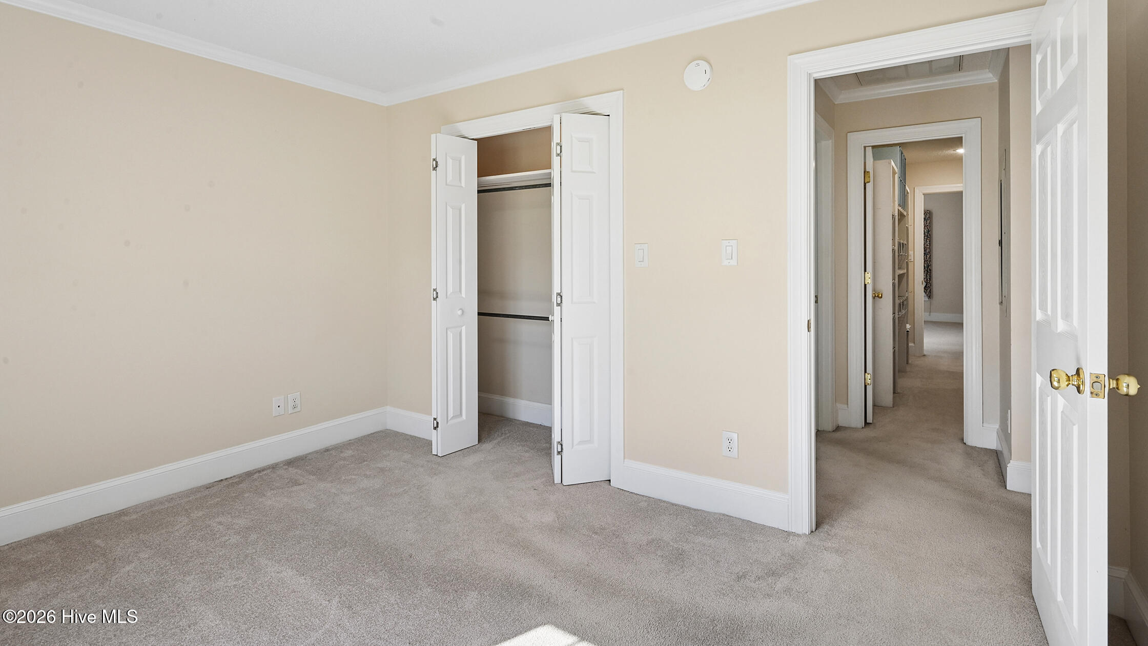 944 Country Club Drive Property Photo 47