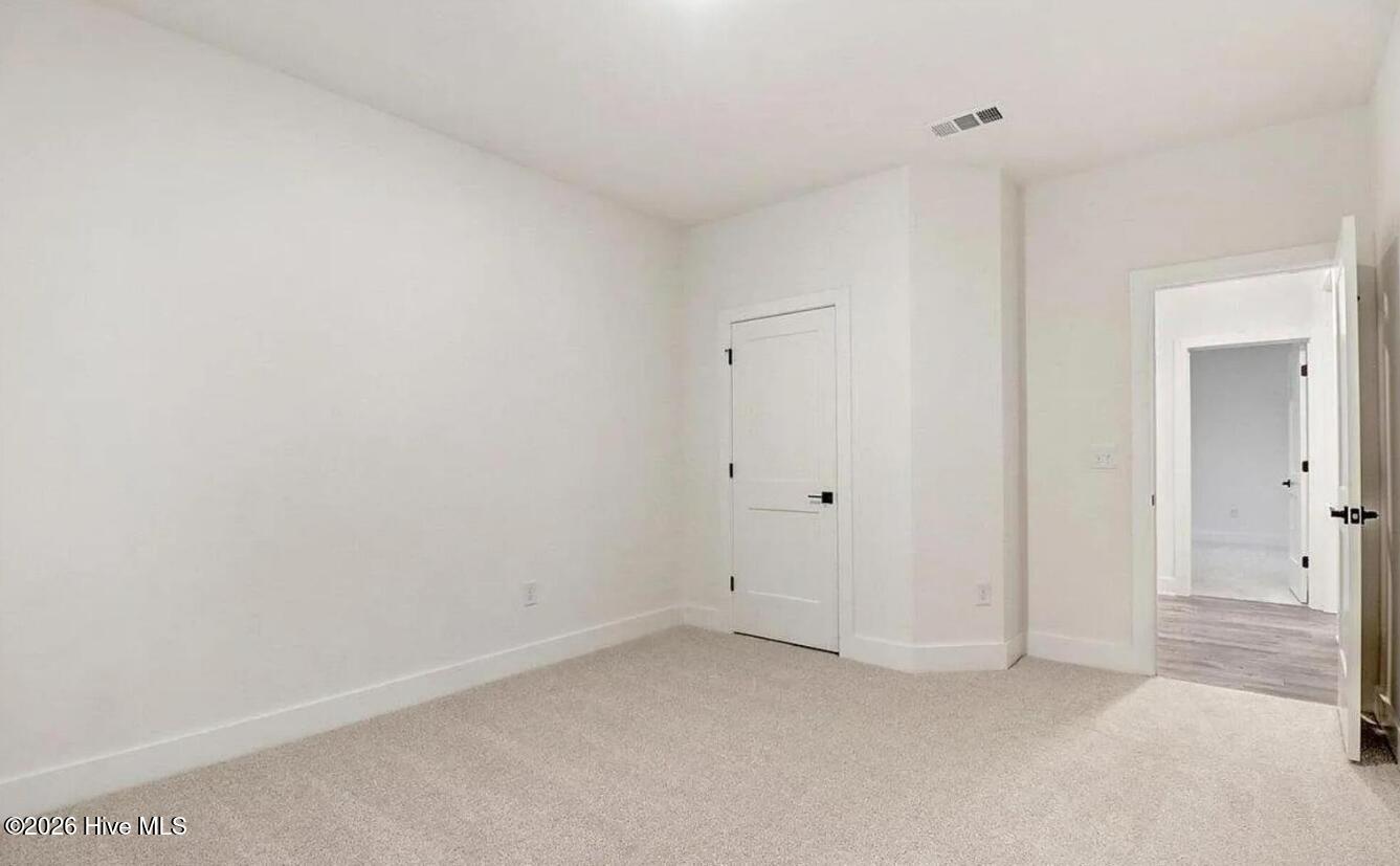 265 Eastwood Drive Property Photo 15