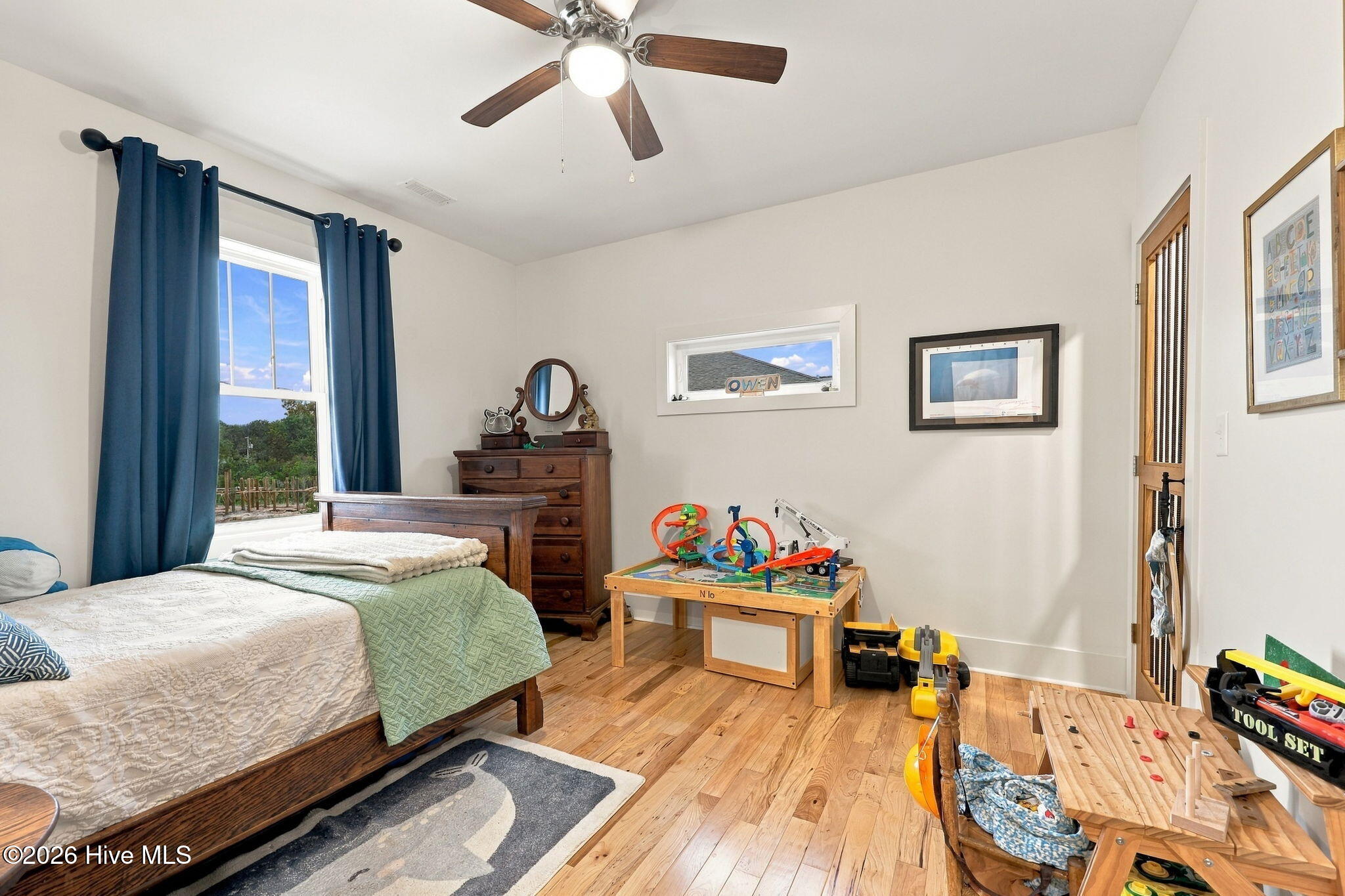 916 Calamanda Court Property Photo 13