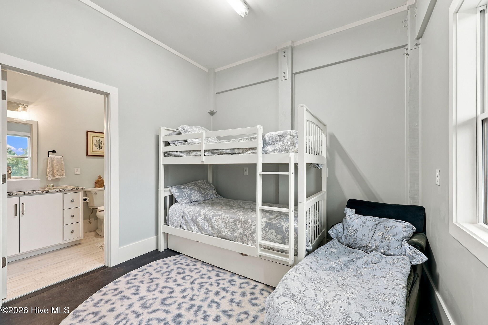 916 Calamanda Court Property Photo 47