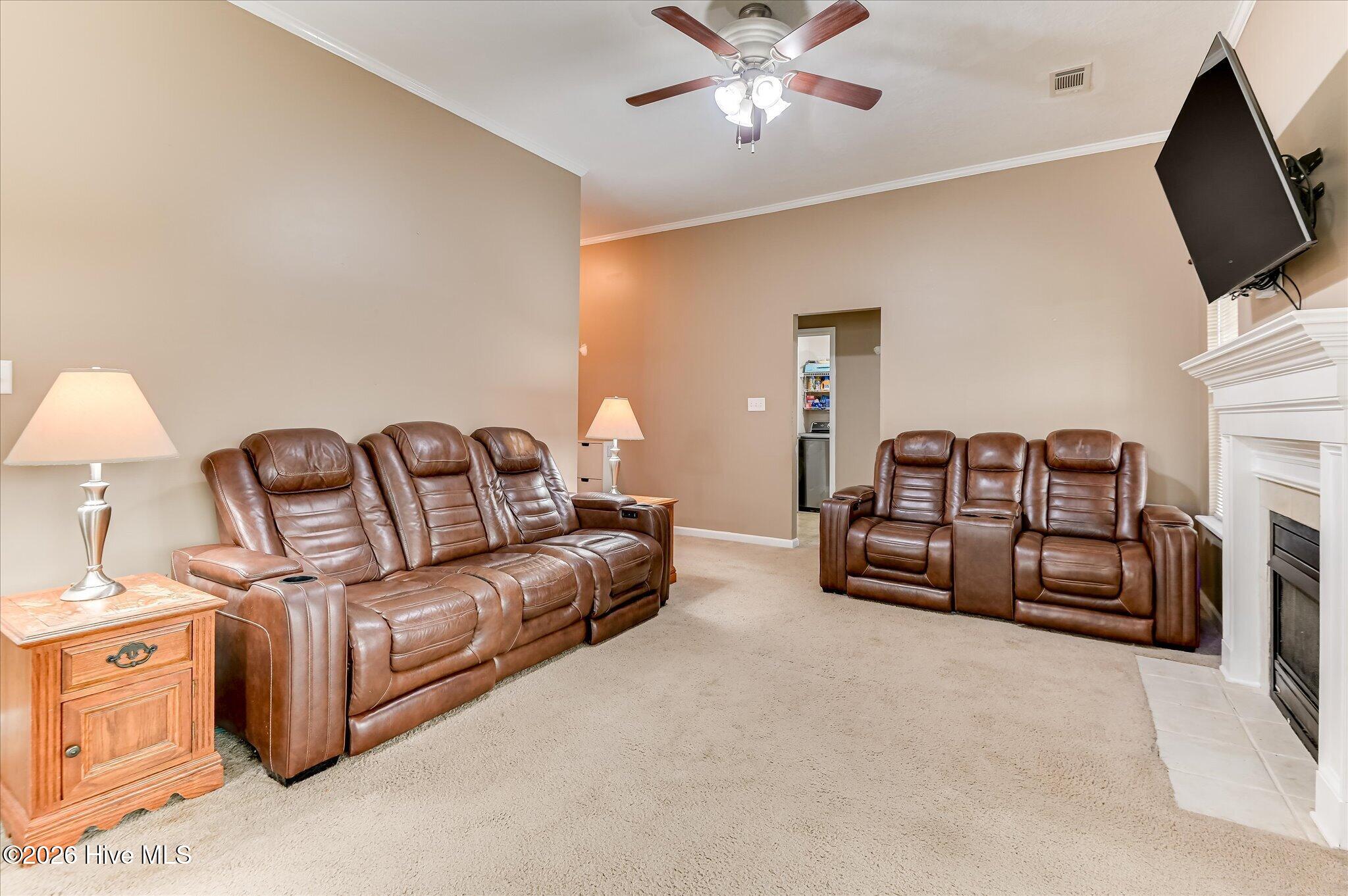200 Rainbow Falls Property Photo 7