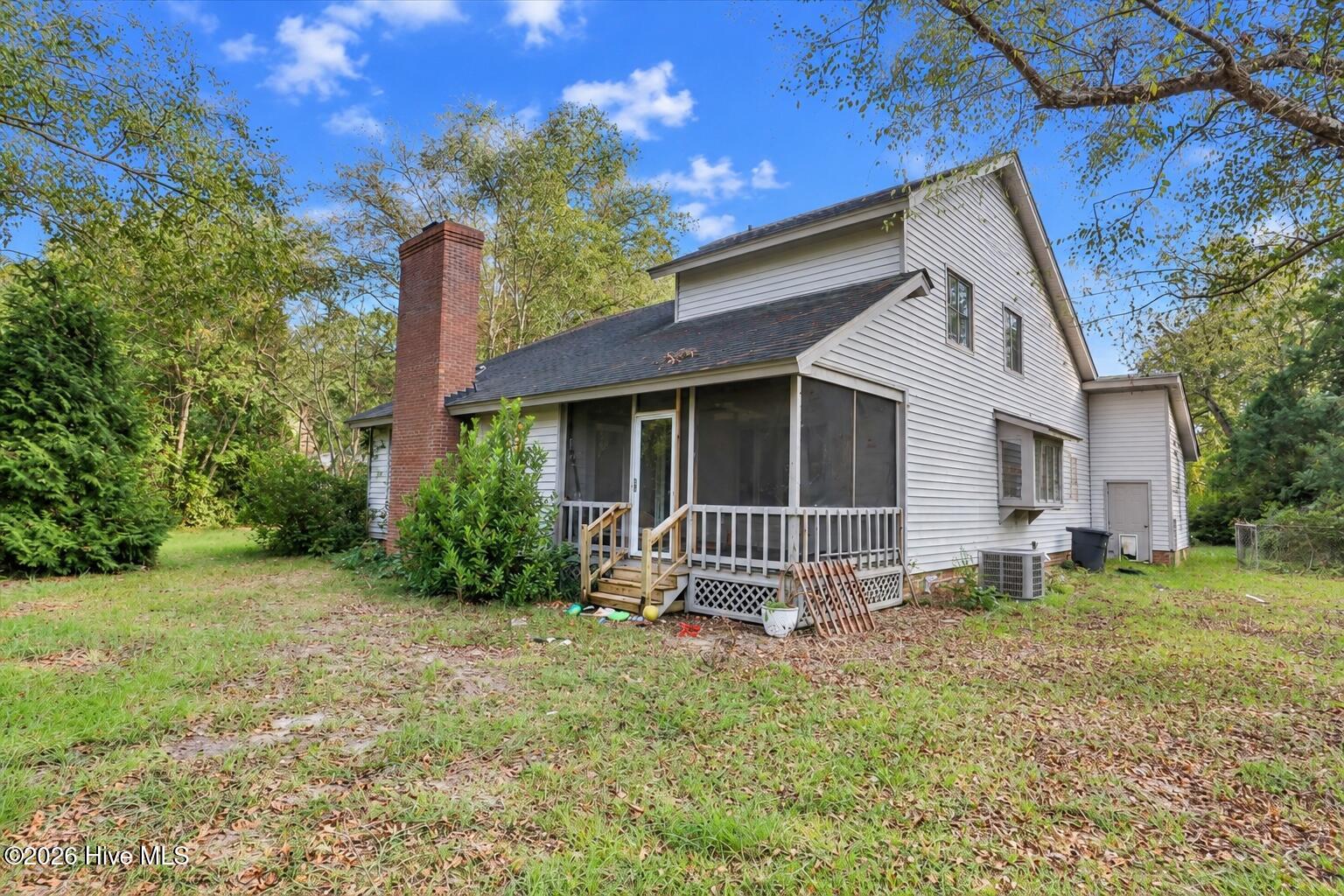 105 Pinehaven Court Property Photo 28