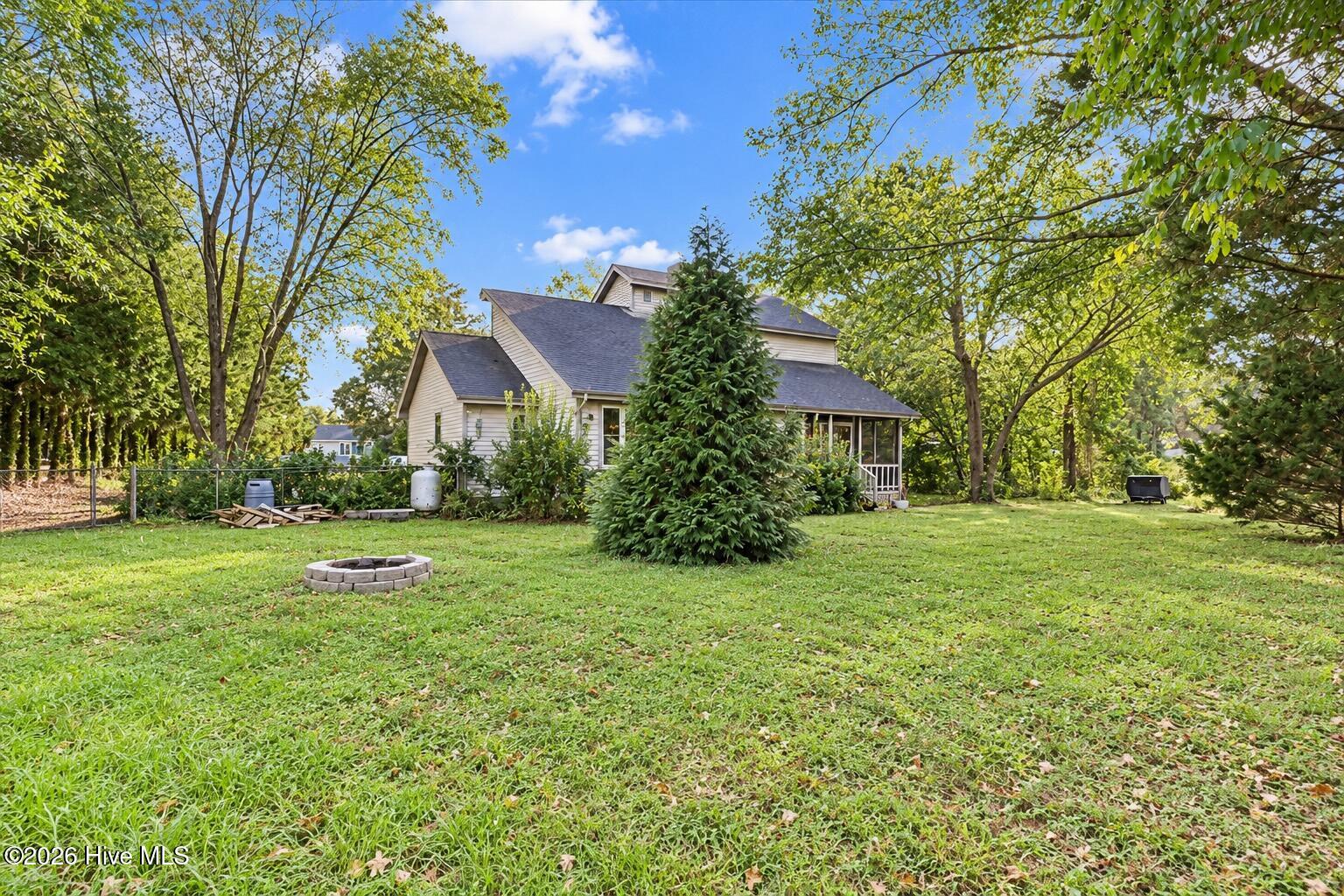 105 Pinehaven Court Property Photo 33
