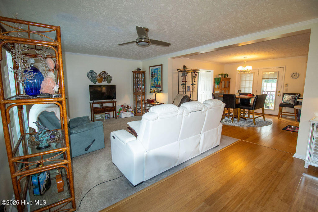 195 Godfrey Boulevard Property Photo 9
