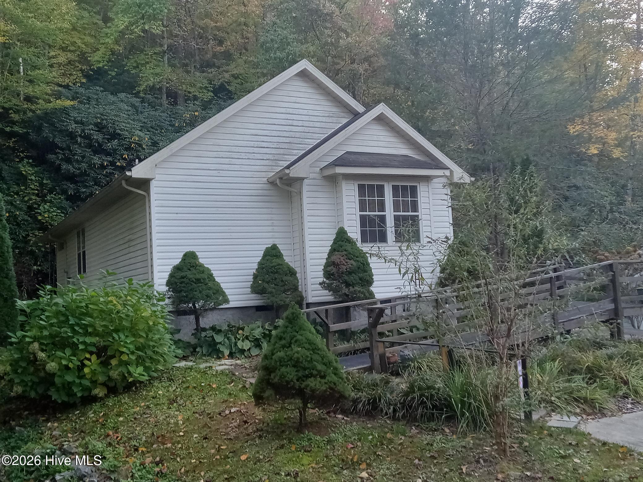 38 Chase Lane Property Photo 2