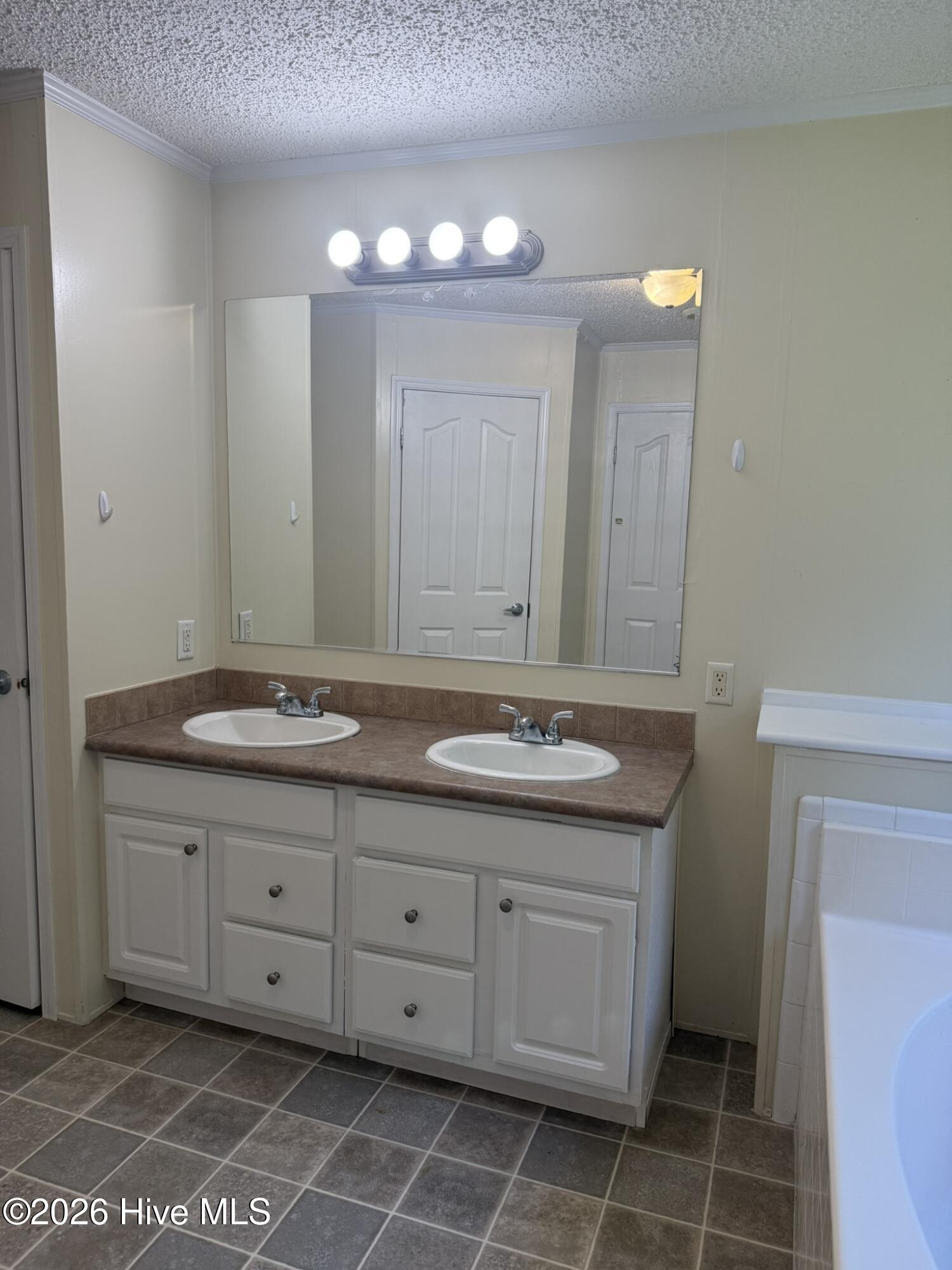 121 Darden Street Property Photo 16