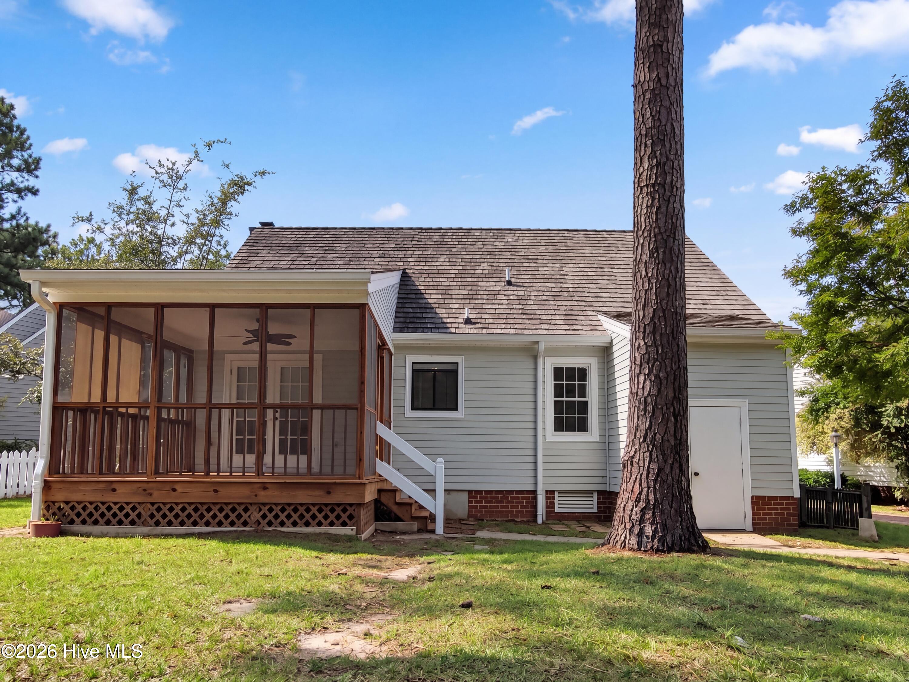 133 Salem Court Property Photo 1