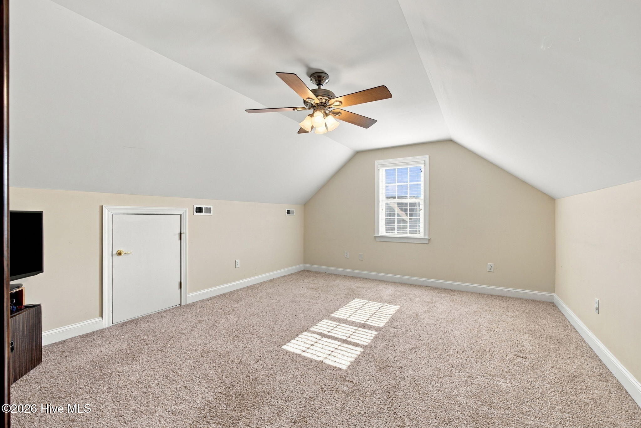 124 Mom Lane Property Photo 26