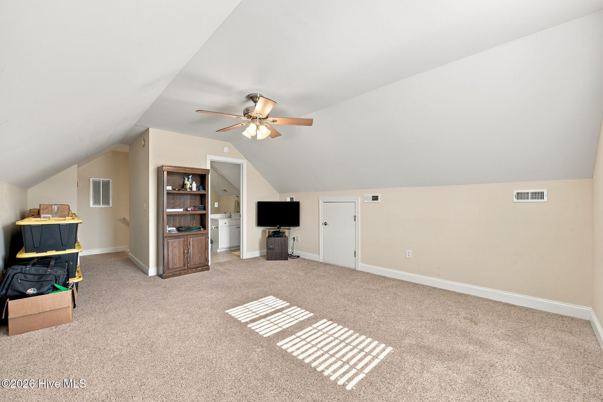 124 Mom Lane Property Photo 27