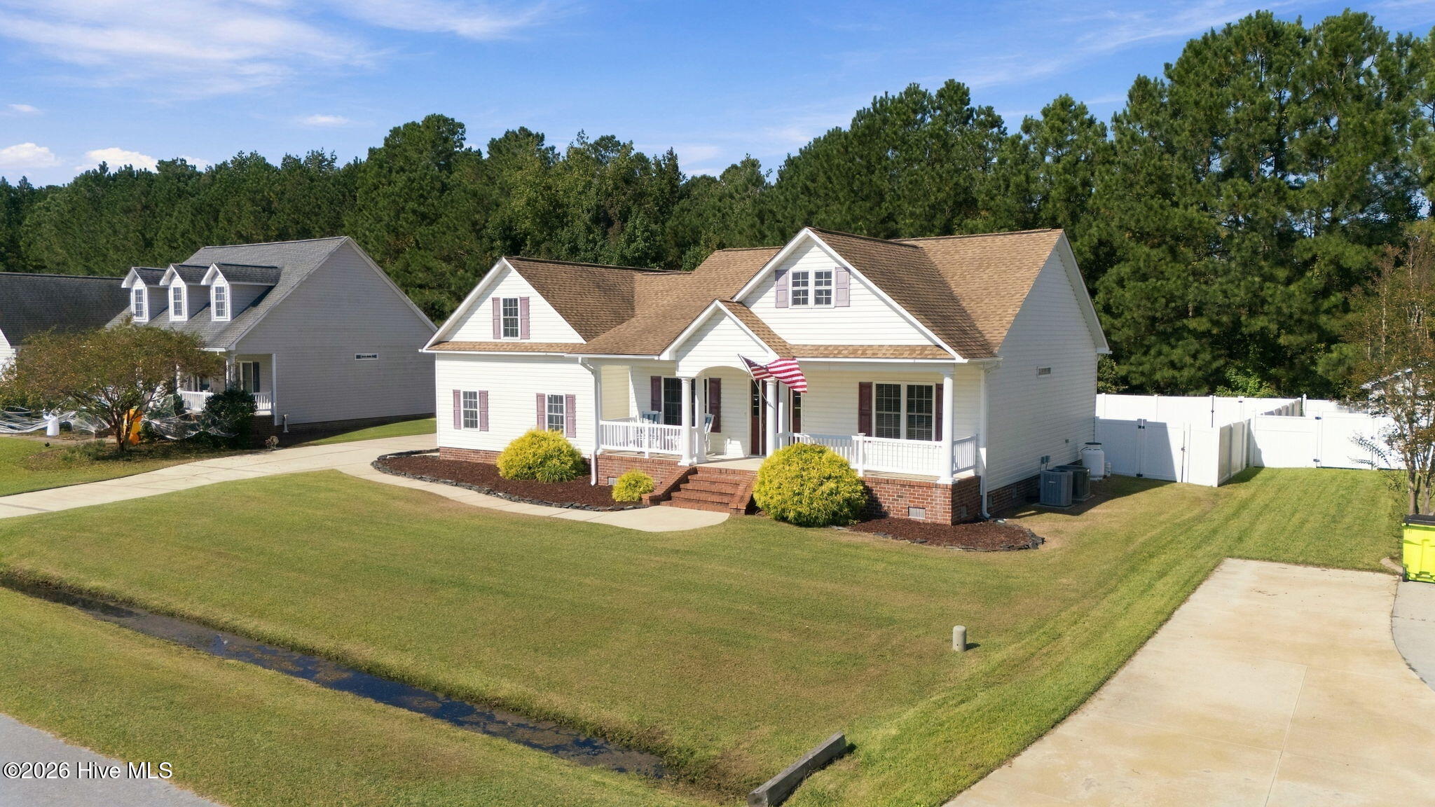 124 Mom Lane Property Photo 38