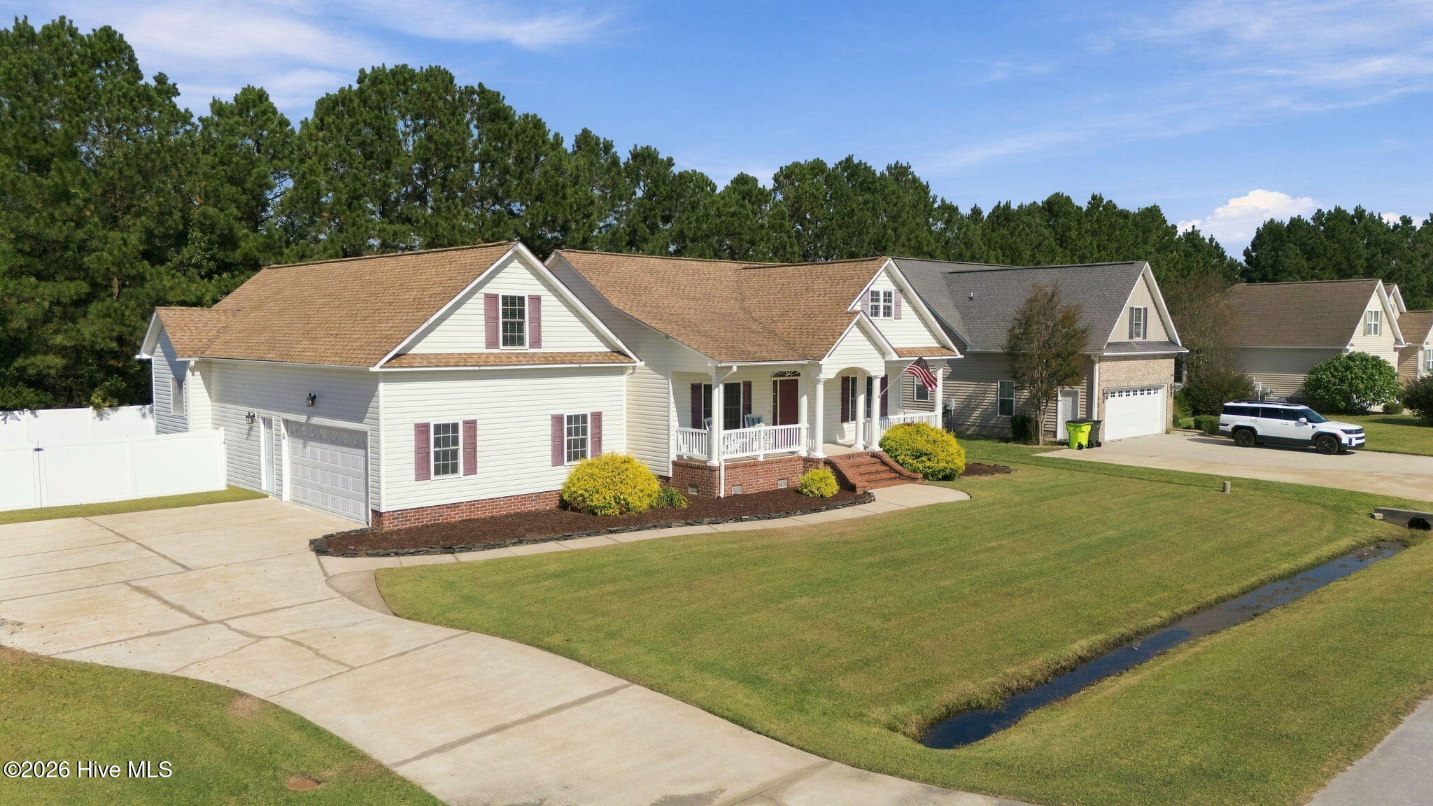 124 Mom Lane Property Photo 40
