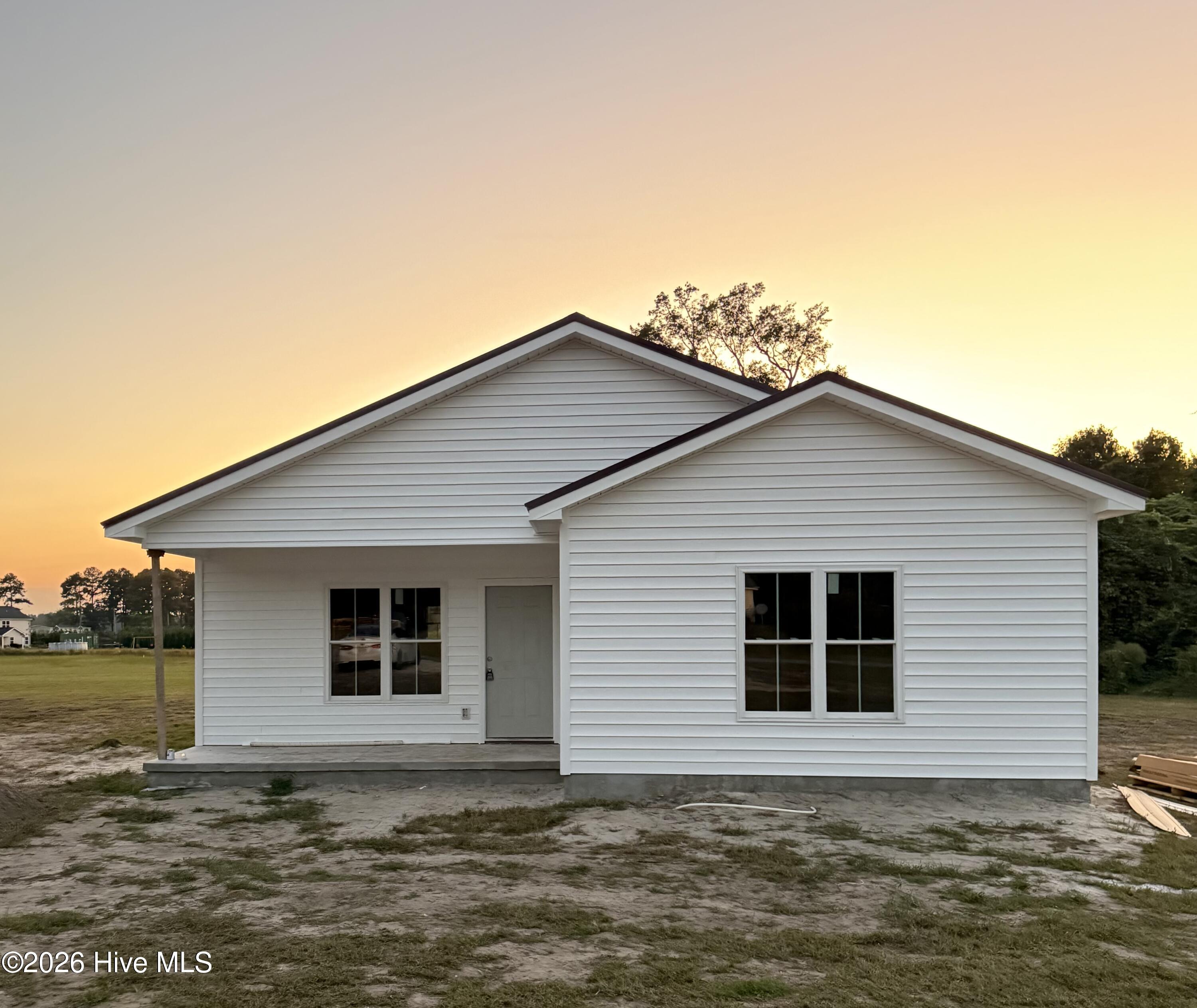 1355 Roosevelt Spain Road Property Photo 1