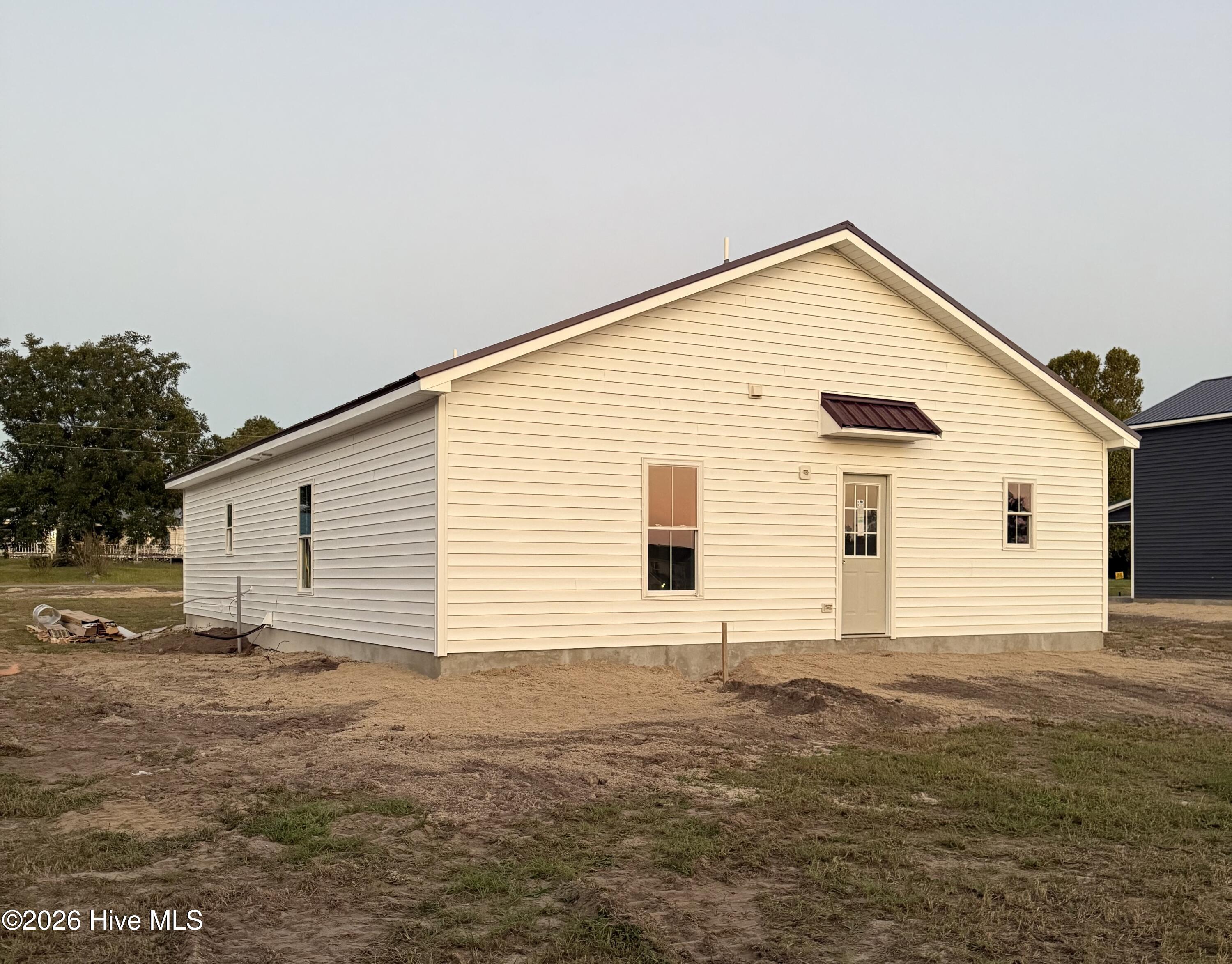 1355 Roosevelt Spain Road Property Photo 5