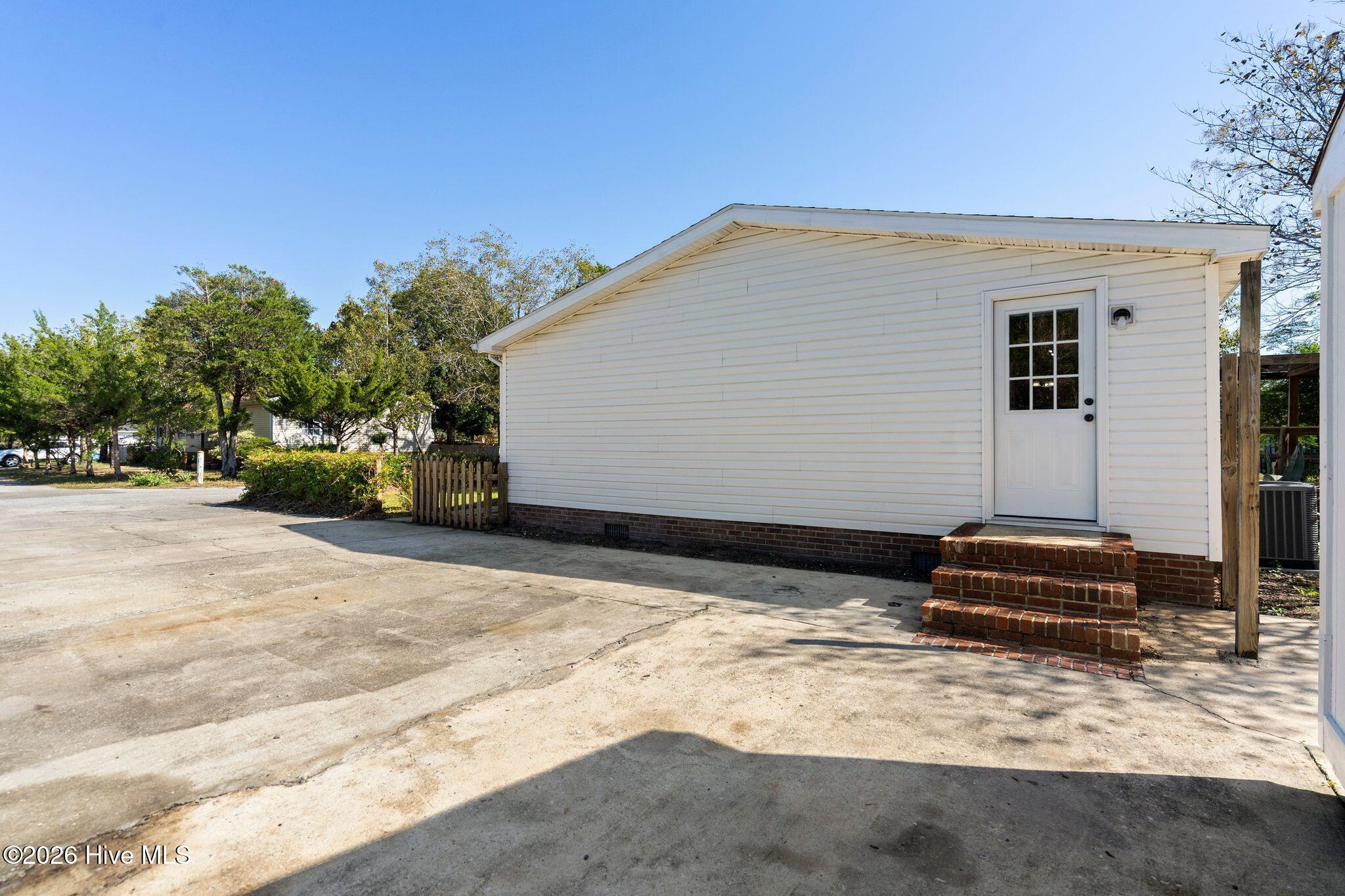 6140 Carolina Beach Road Trlr 28 Property Photo 4