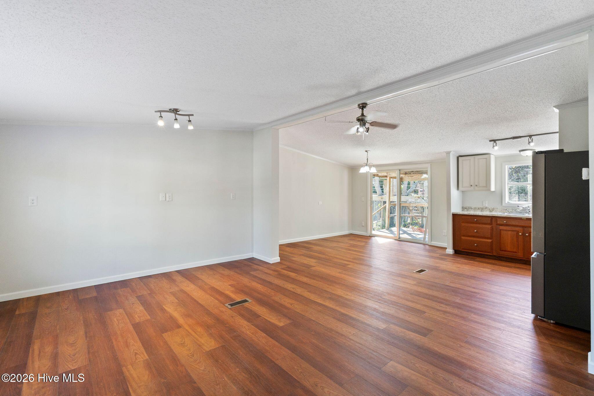 6140 Carolina Beach Road Trlr 28 Property Photo 12