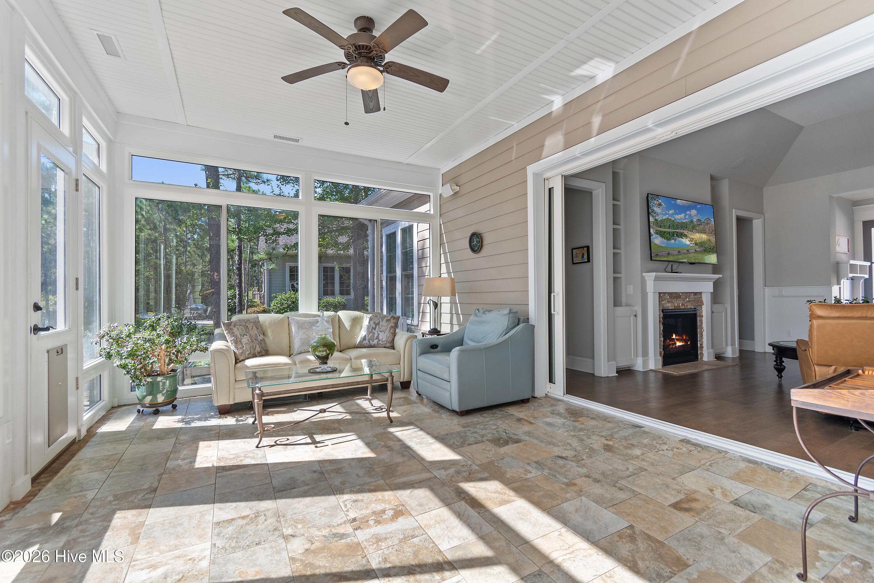 3183 Moss Hammock Wynd Property Photo 14