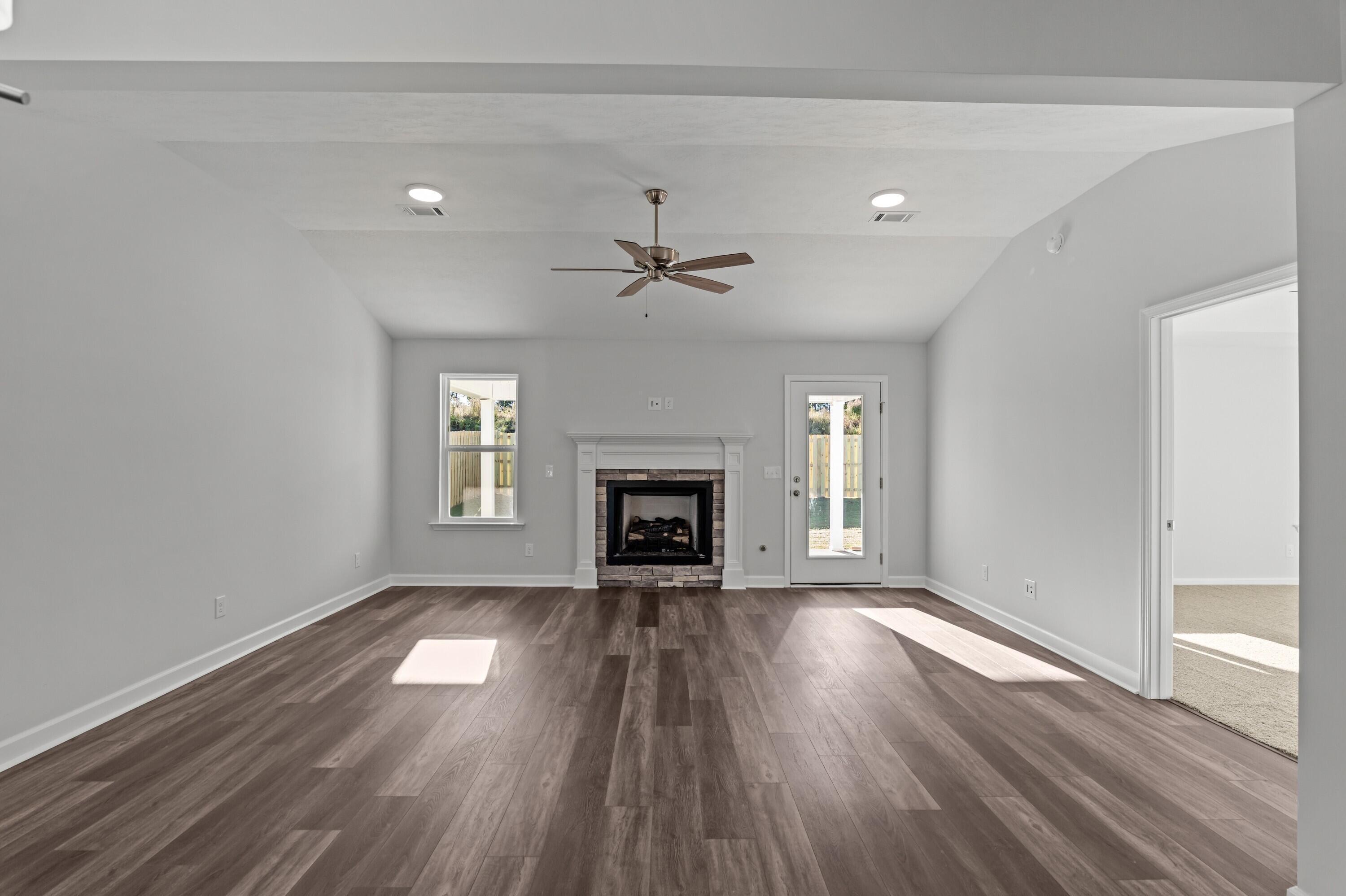 8164 Snelling Drive Property Photo 10