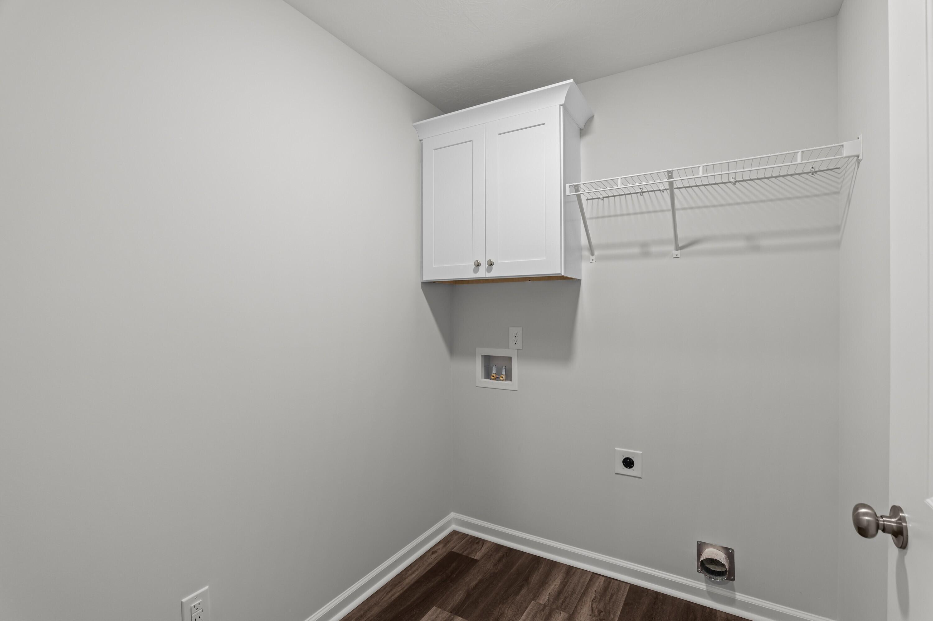 8164 Snelling Drive Property Photo 19
