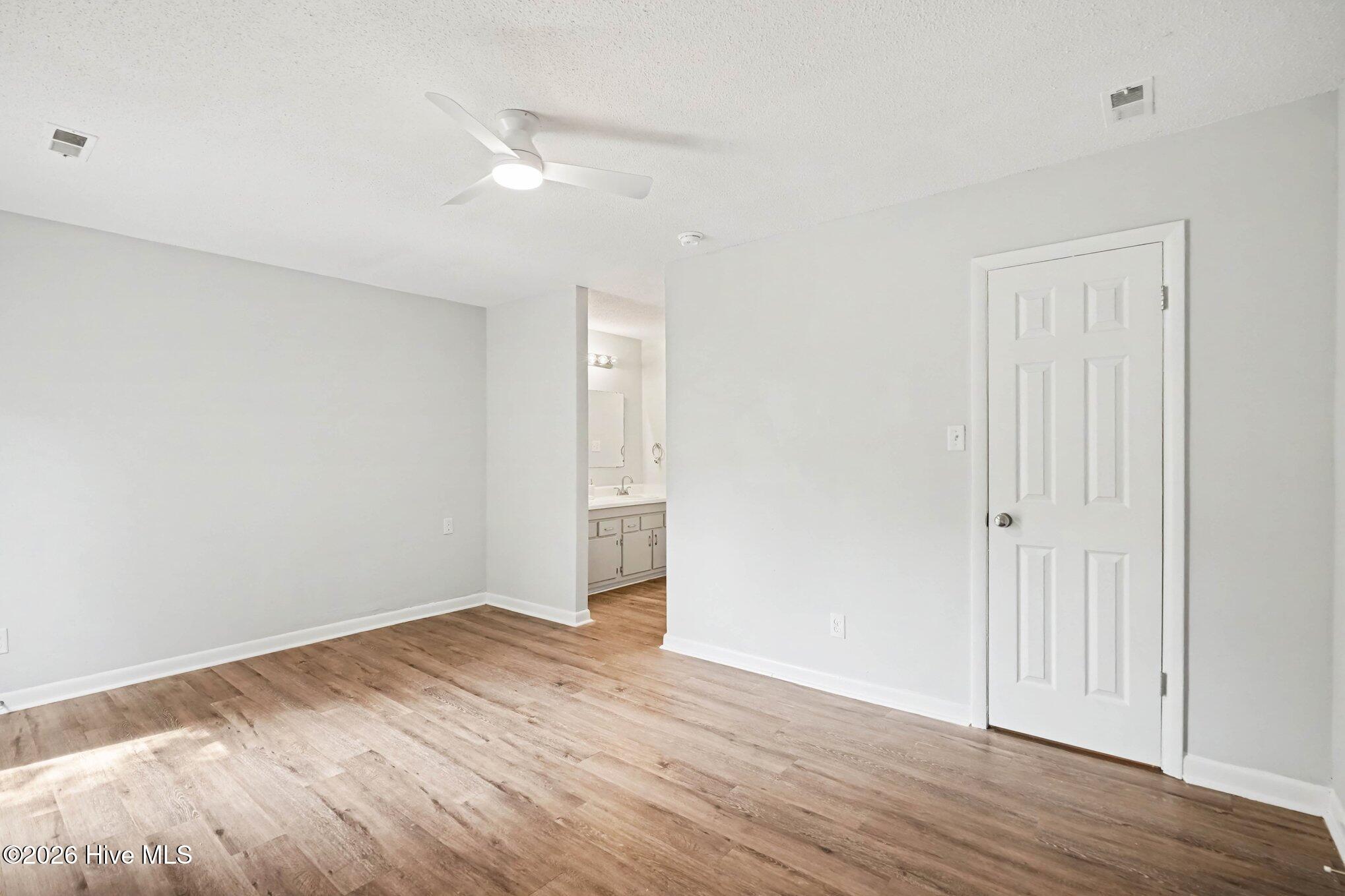 108 Deerfield Drive Property Photo 14