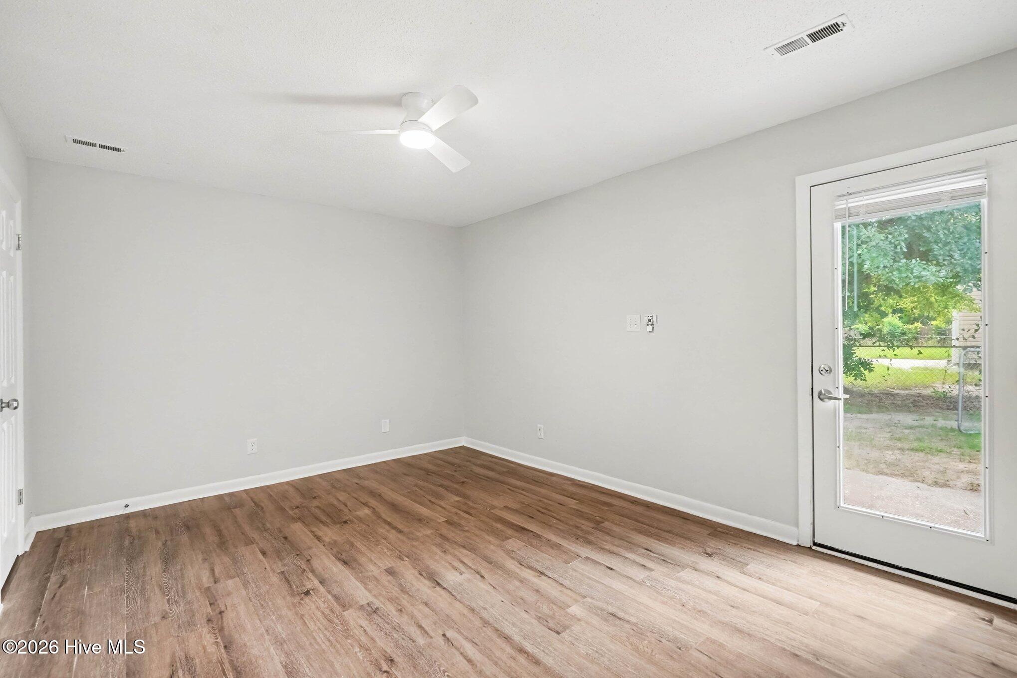 108 Deerfield Drive Property Photo 15