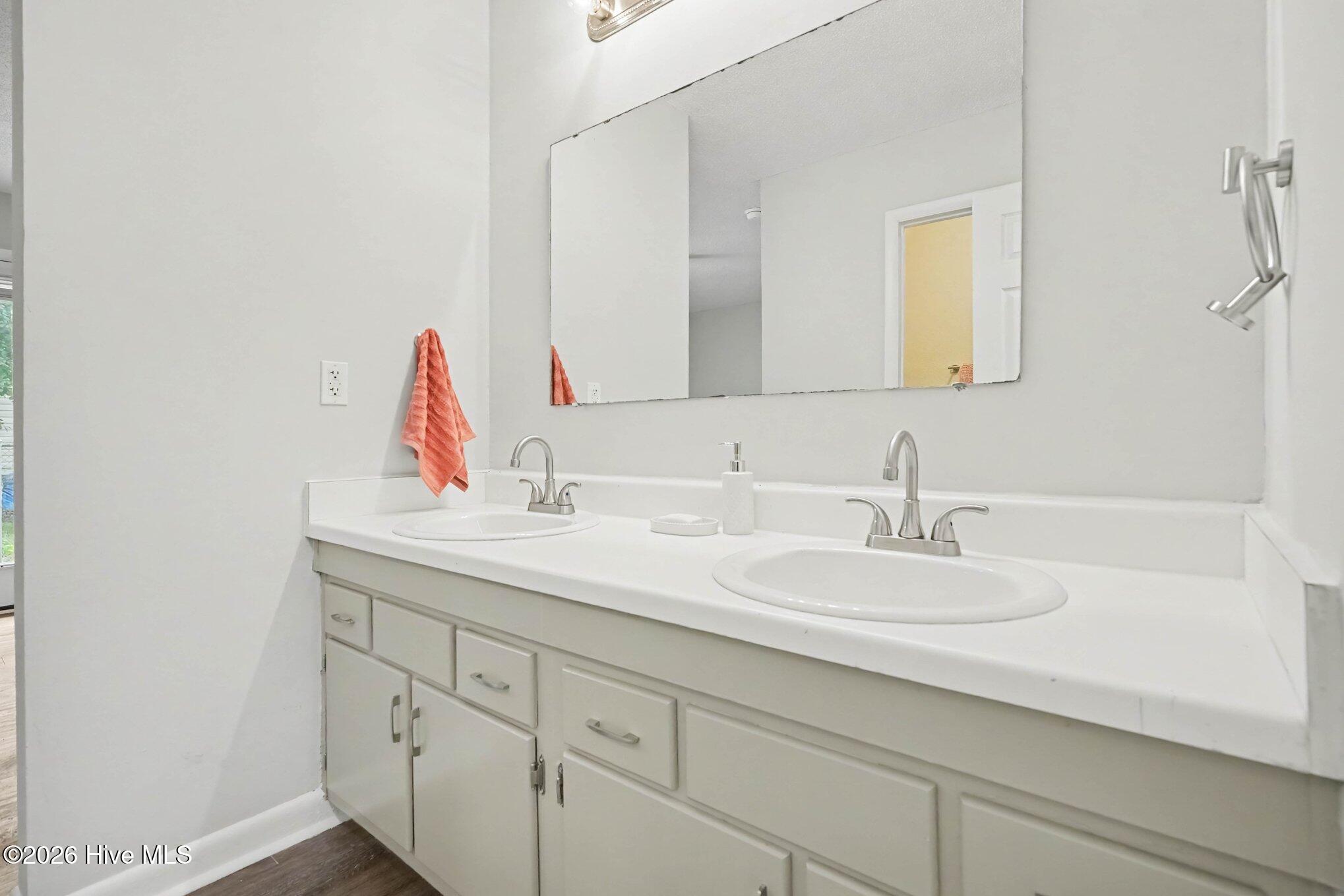 108 Deerfield Drive Property Photo 16