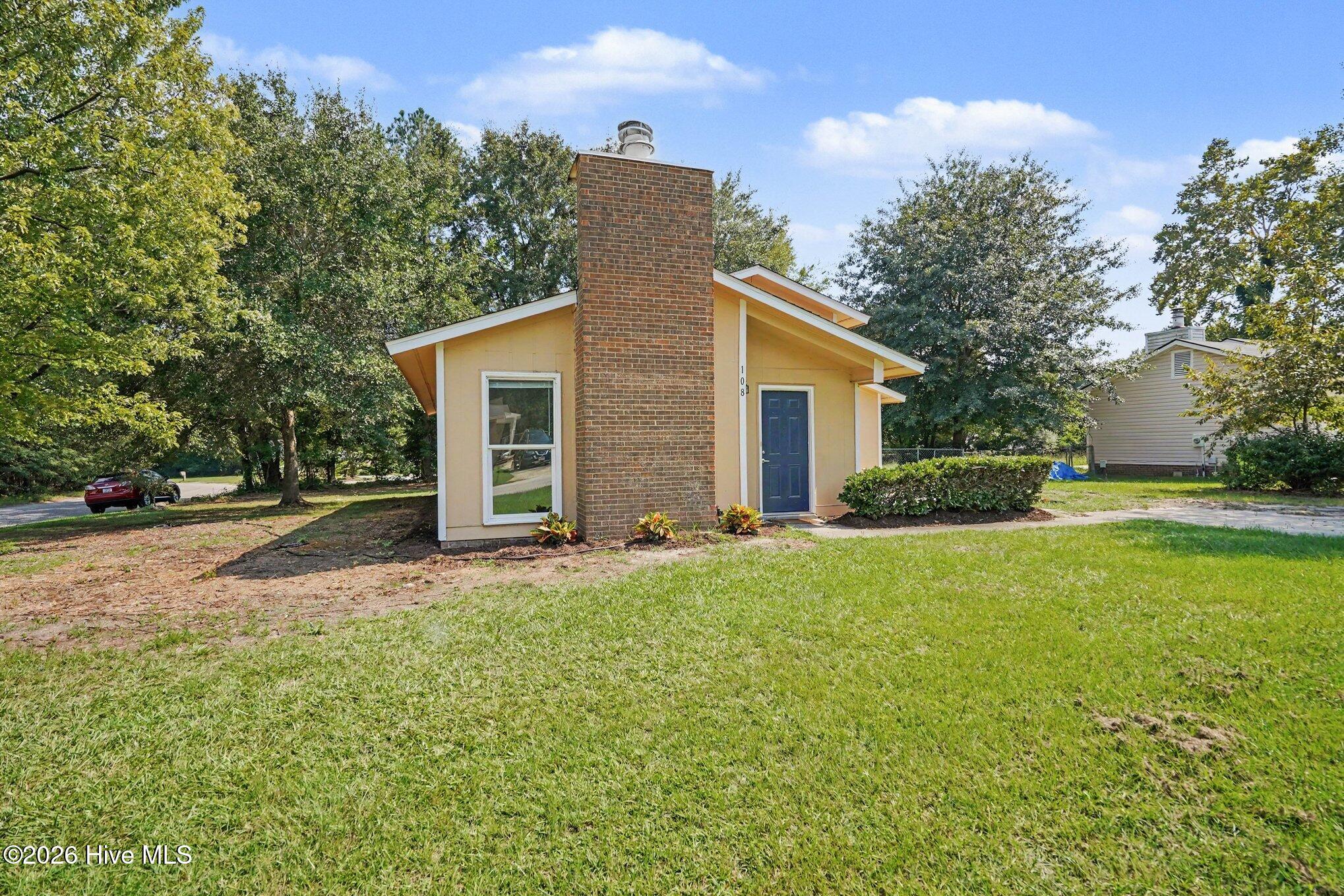 108 Deerfield Drive Property Photo 25