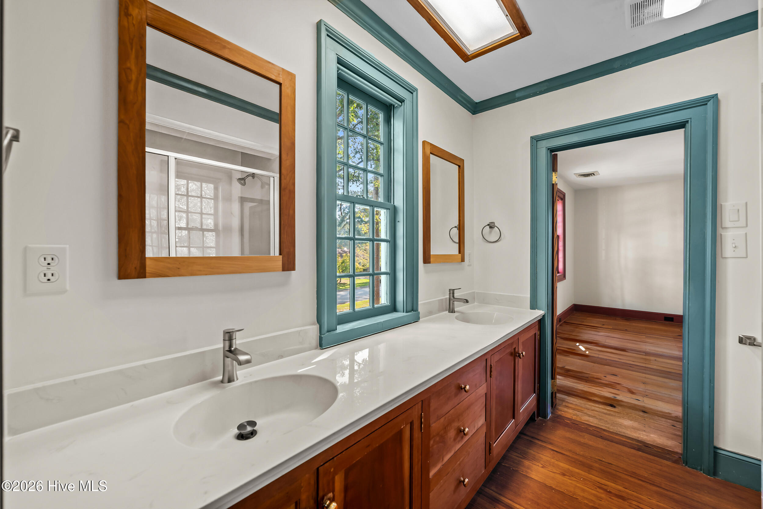1516 Colony Drive Property Photo 20
