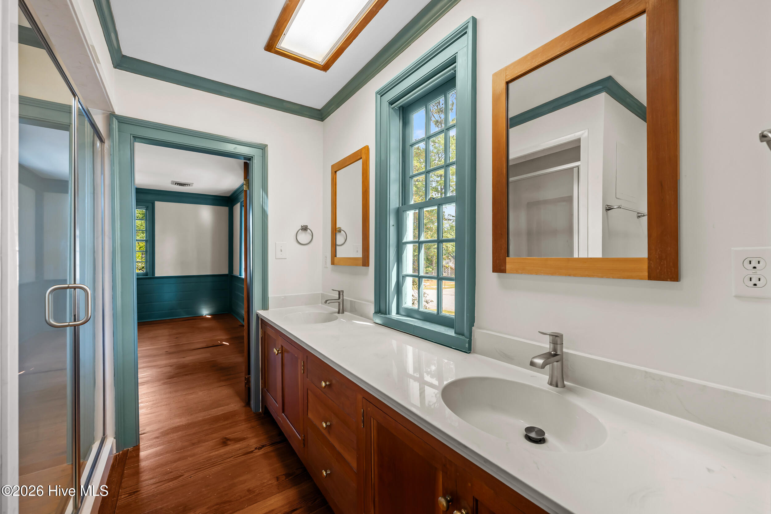 1516 Colony Drive Property Photo 22