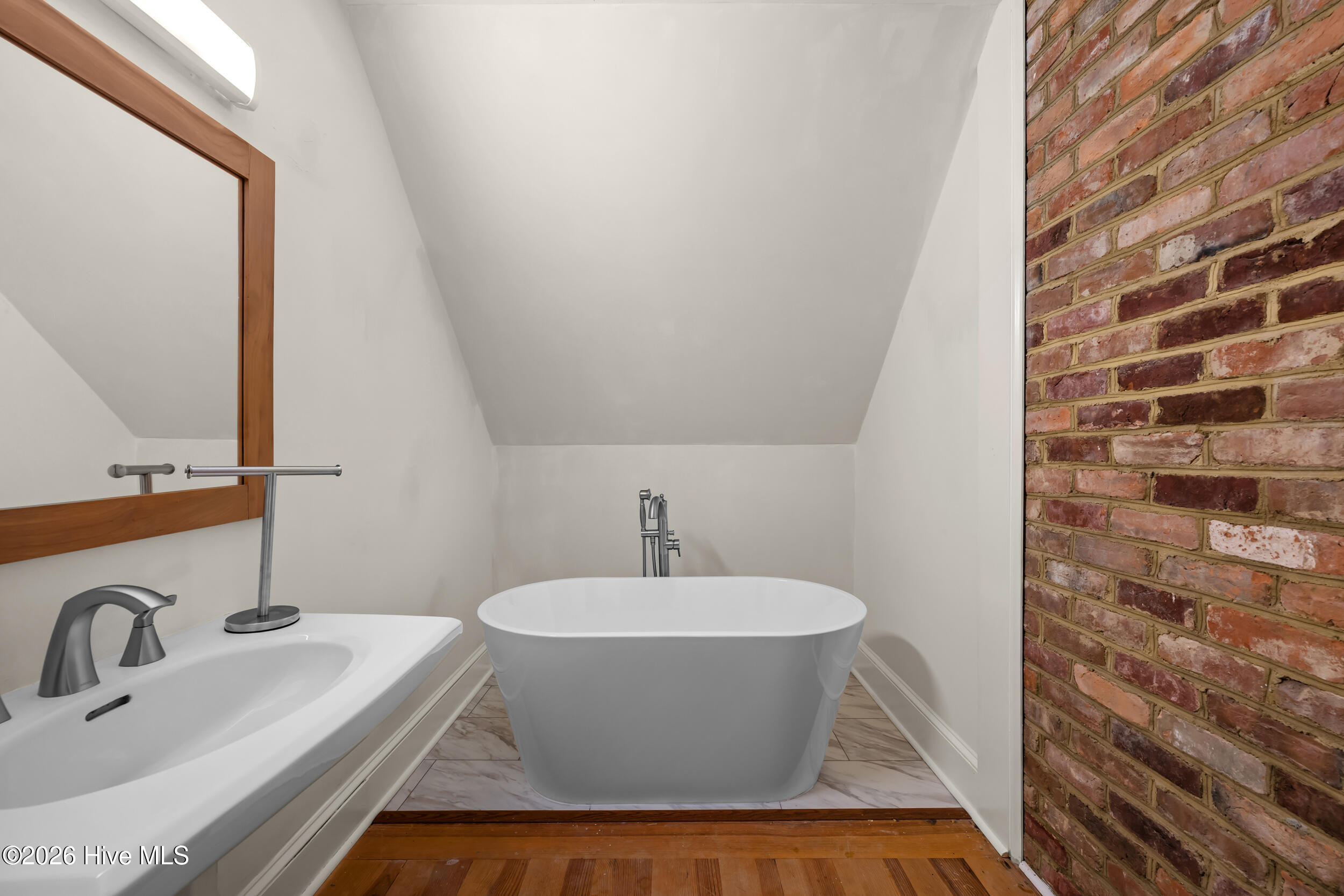 1516 Colony Drive Property Photo 29