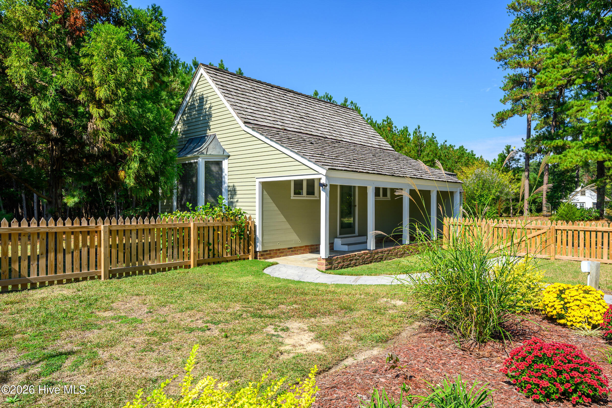 1516 Colony Drive Property Photo 36