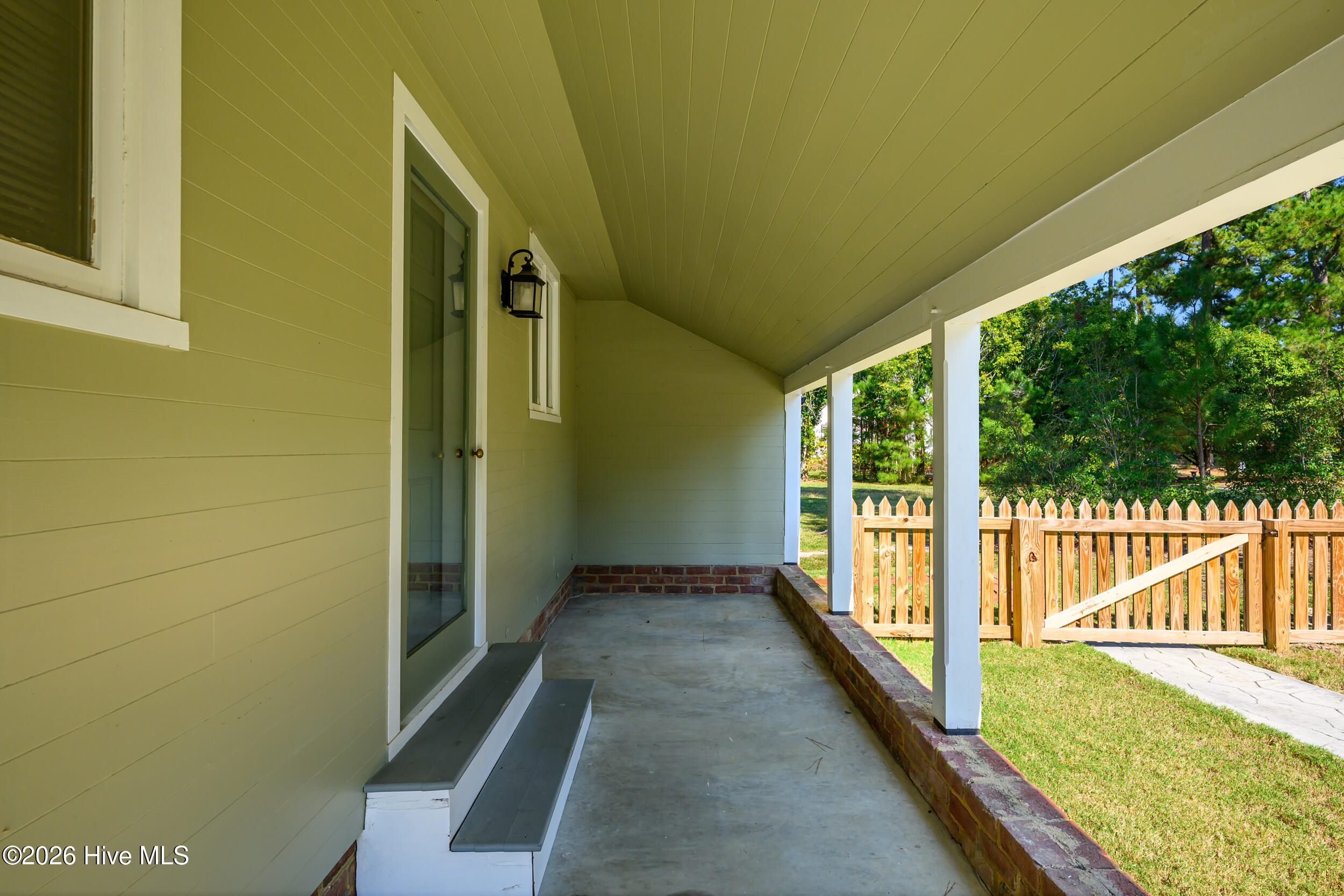 1516 Colony Drive Property Photo 38
