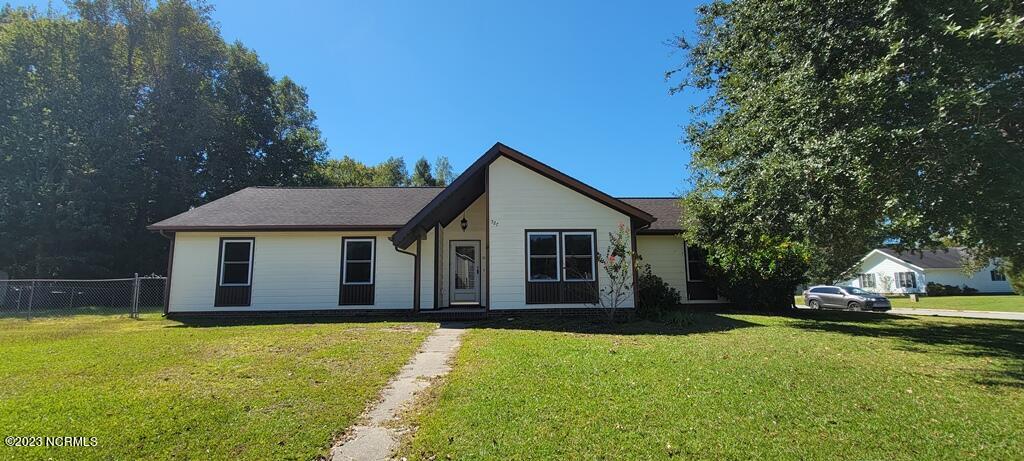 527 Raintree Circle Property Photo 1
