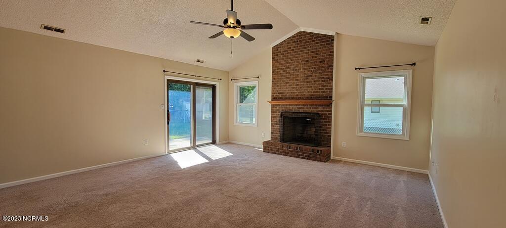 527 Raintree Circle Property Photo 6