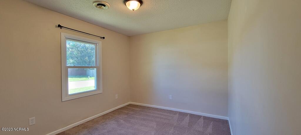 527 Raintree Circle Property Photo 19