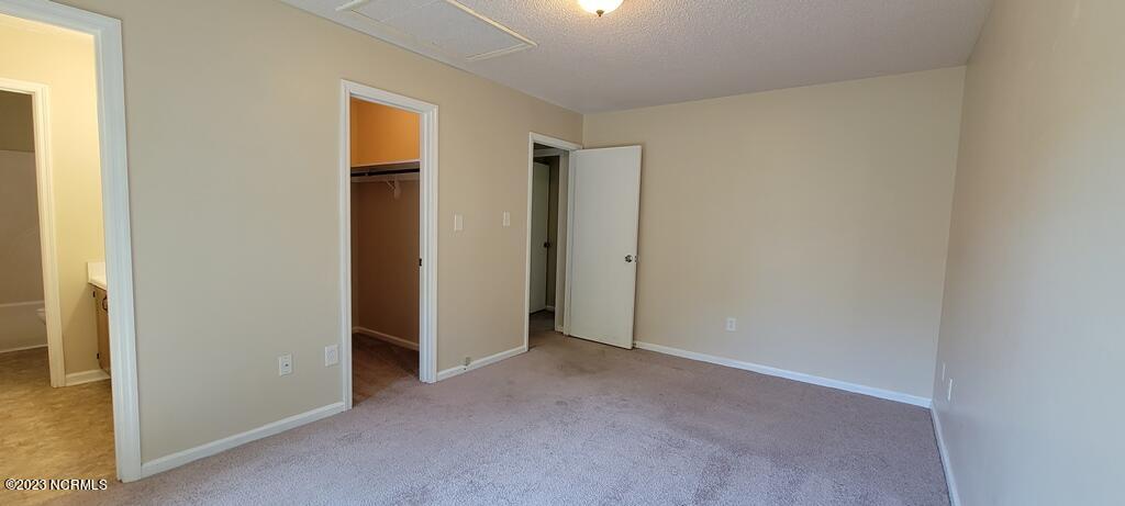 527 Raintree Circle Property Photo 22