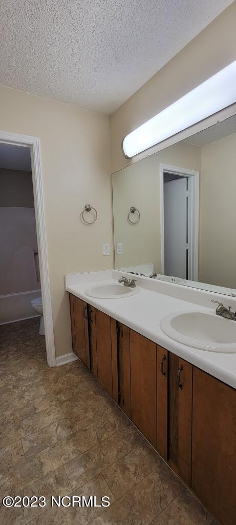 527 Raintree Circle Property Photo 25