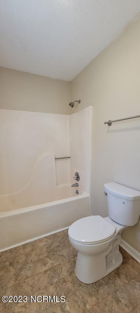 527 Raintree Circle Property Photo 26