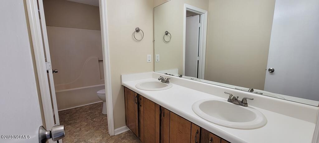 527 Raintree Circle Property Photo 27