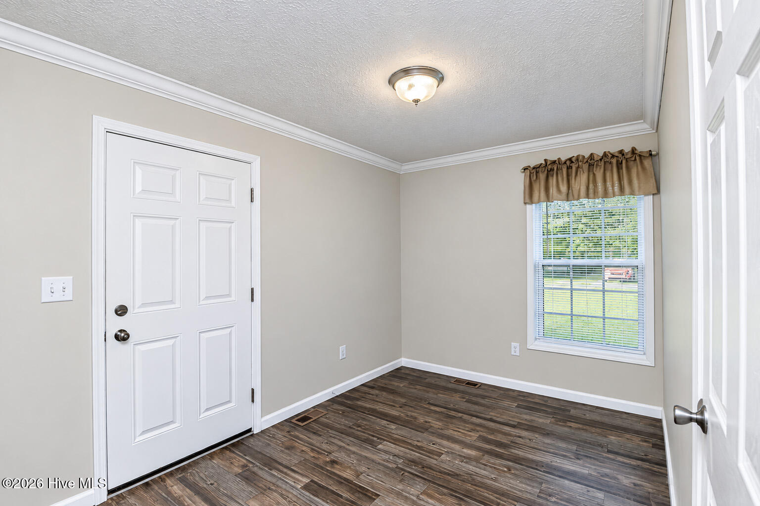 4631 Davistown-mercer Road Property Photo 4