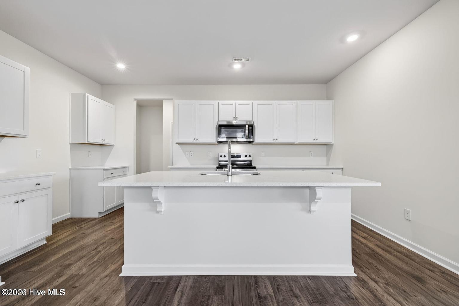 104 Hayes Drive Property Photo 3