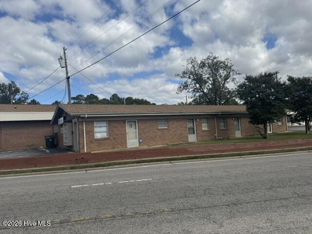 500 Ward Boulevard Property Photo 9